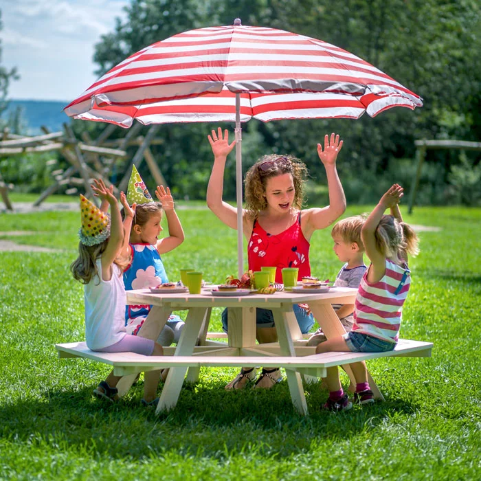 Picnic-Tisch, Kinder-Picknick, Erdbeerrot, Outdoor-Party, Schirm