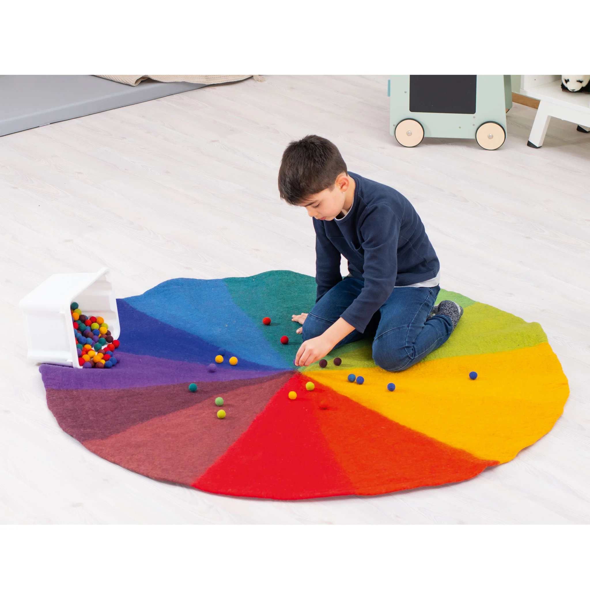 spielteppich, regenbogen-teppich, farbkreis, spielmaterial, kleine bälle