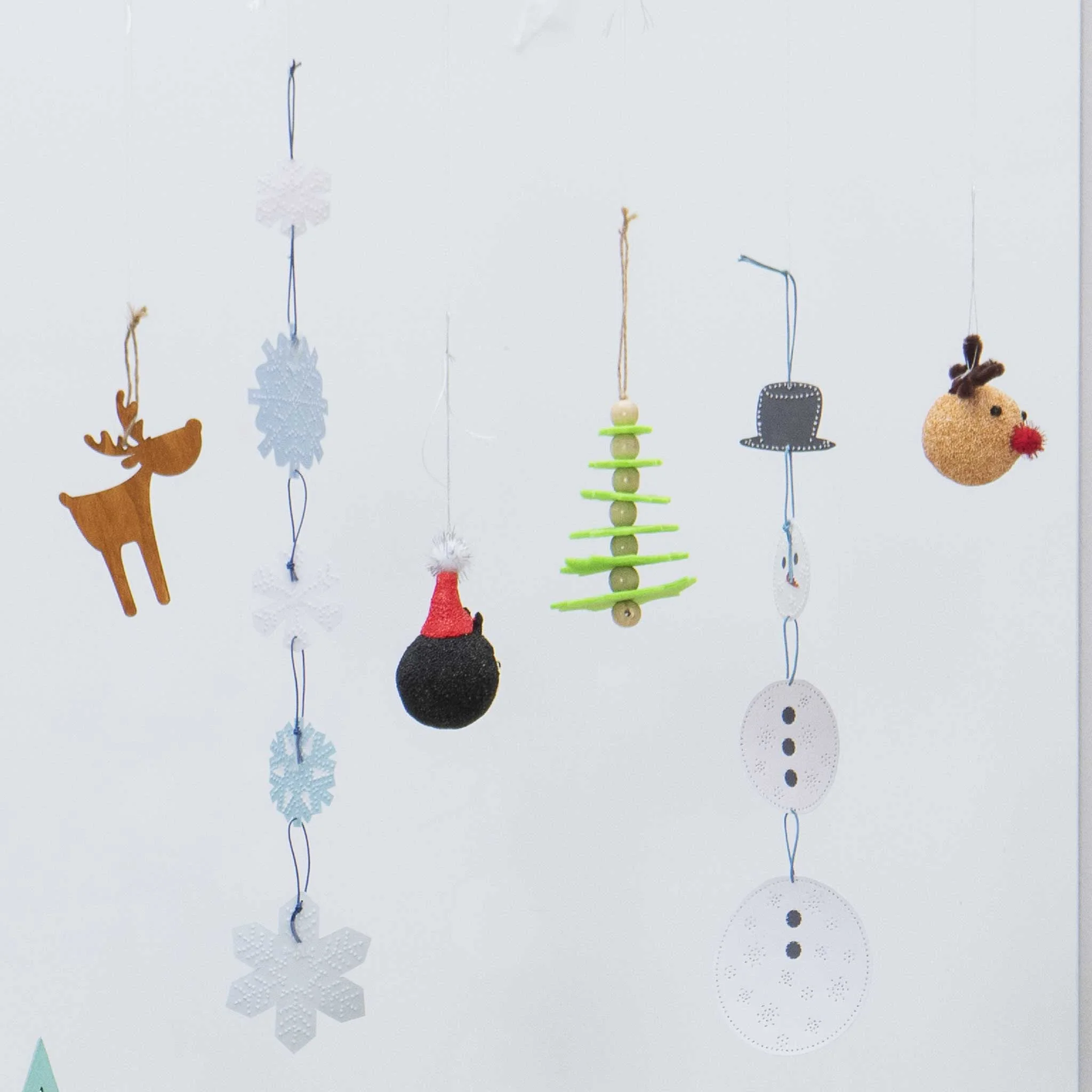 Hänger, Weihnachtsdeko, Christbaumkette, Winterdeko, Schneeflocke