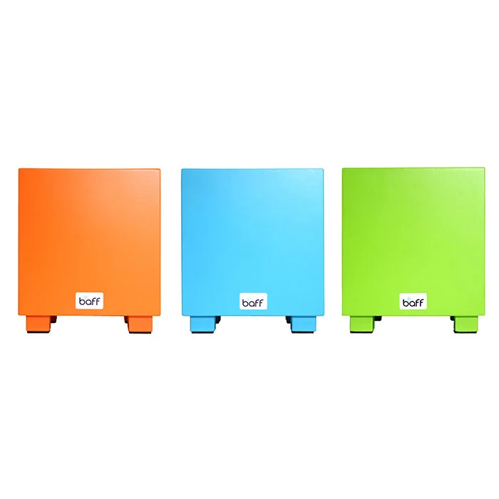 farbige würfel, orangefarbiger block, blauer block, grüner block, bafff markenlogo