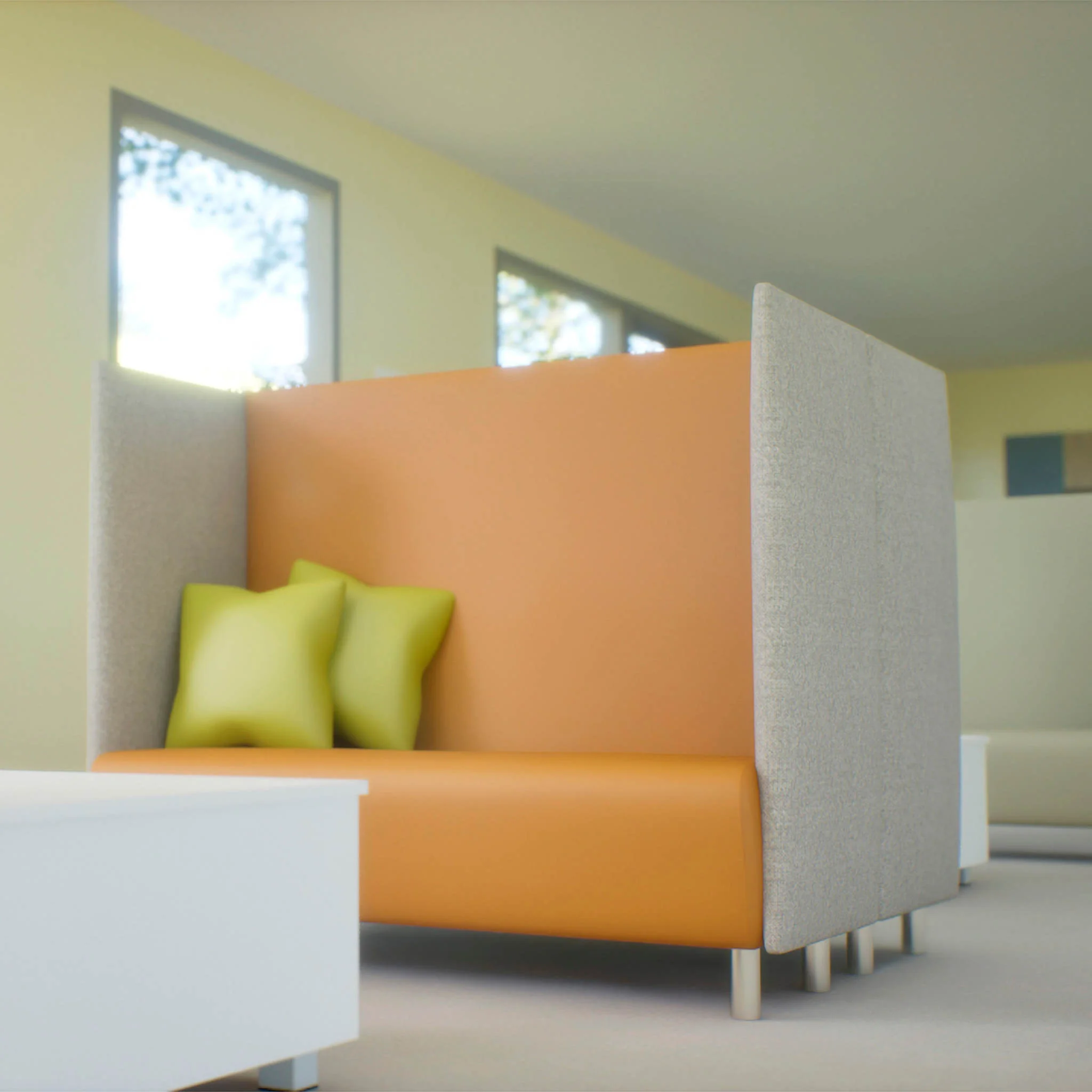 Sofa-Bank, Orangene Sitzgelegenheit, Studio-Couch, grüne Kissen, Trennwand/Abtrennung