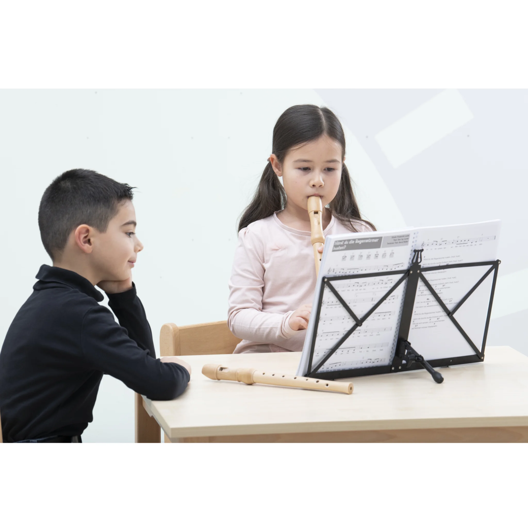 Kinder-Musikinstrument, Blockflöte, Musikinstrument, Notenständer, Schülerinnen