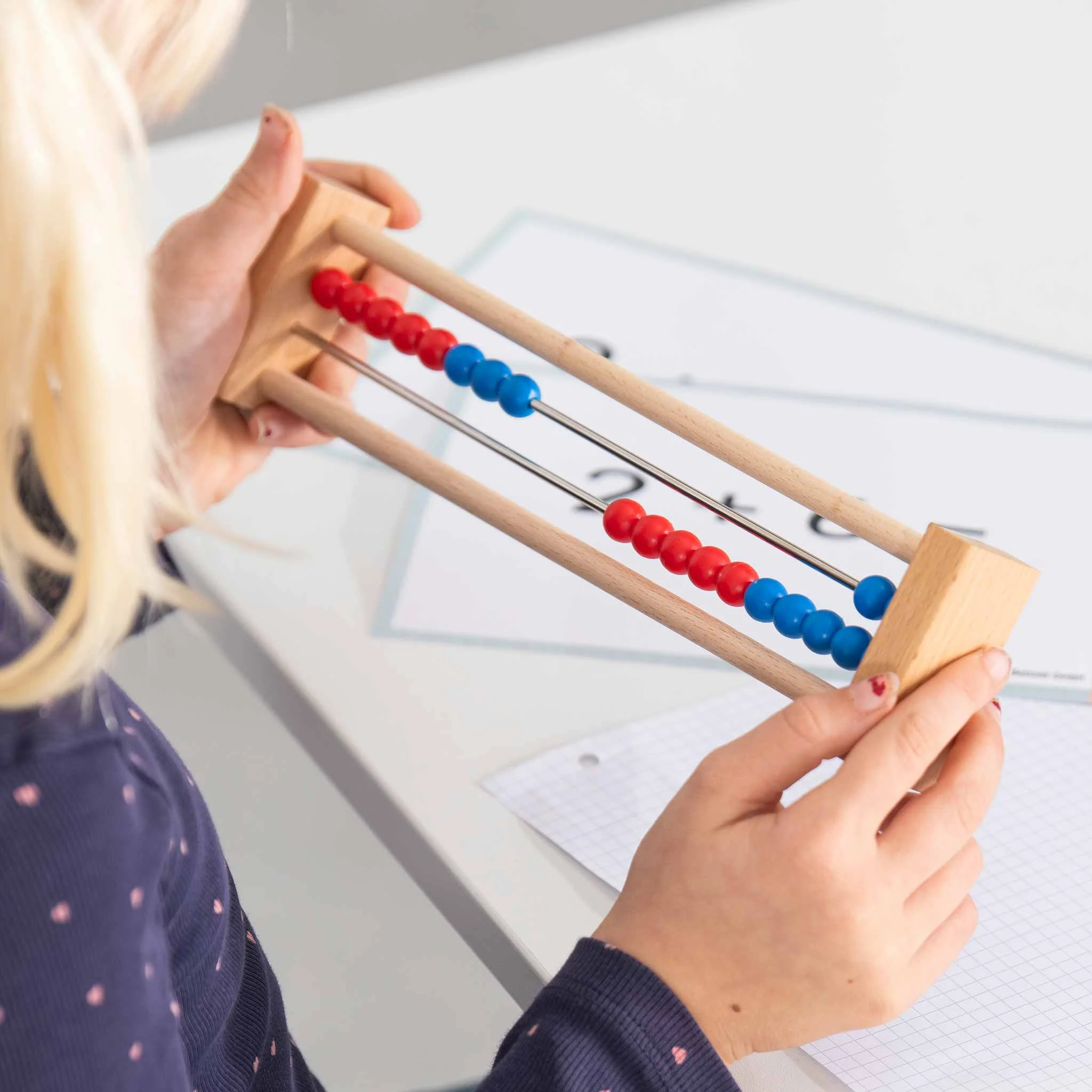 abacus, rechenhilfe, holz, farbperlen, kinderspielzeug