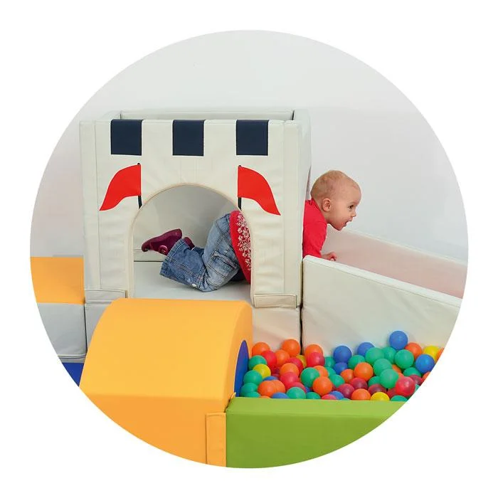 toddler Spielbereich, weiche Spielanlage, ballpool, klettern durch Tunnel, Schaumstoffblöcke