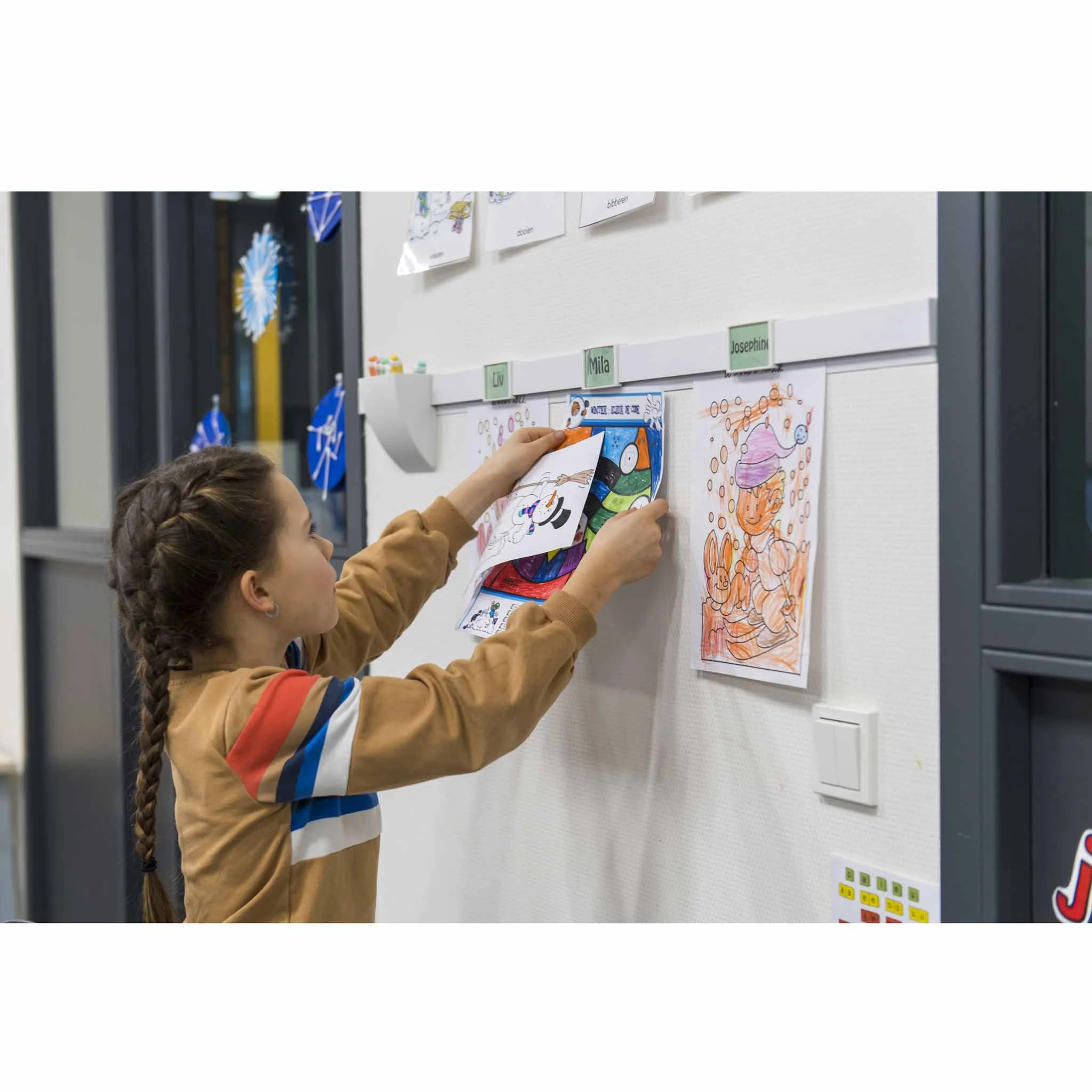 Schulprojekt, Kinderzeichnung, Kunstprojekt, Kartenaufhänger, Poster