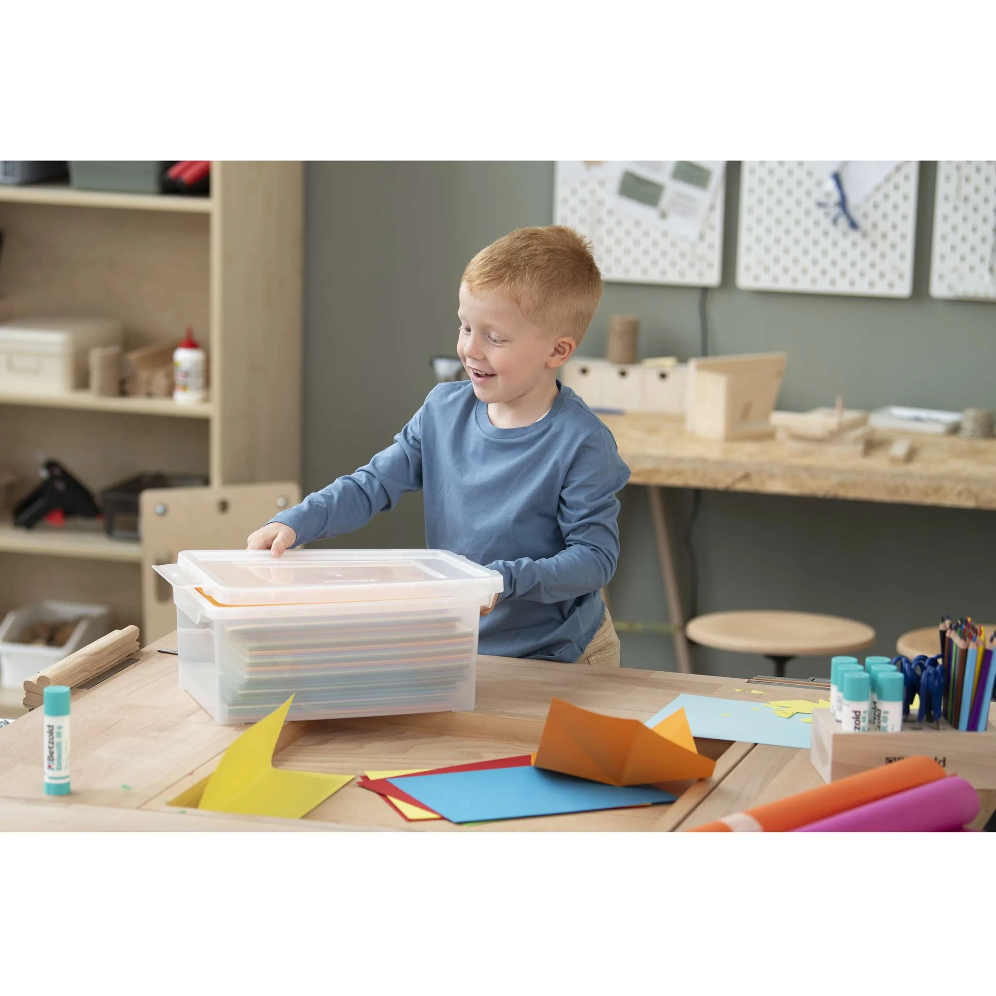 Kinderwerkzeuge, Kunstprojekt, Papiere, Bau-Set, Kleckse vermeiden