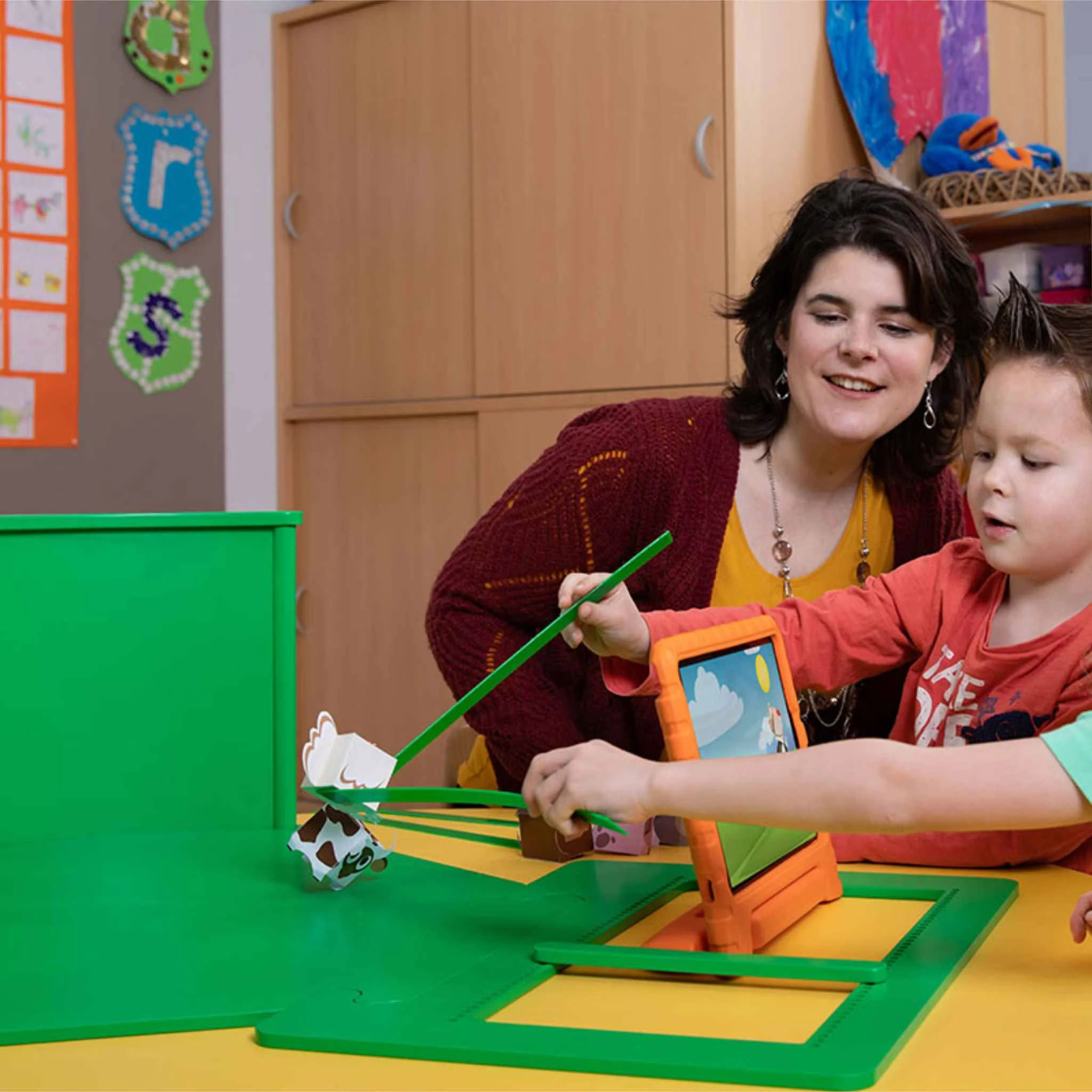 Kinderwerkzeug, Spielzeug, Tablet, Magnetisches Spiel, Pädagogisches Spielzeug