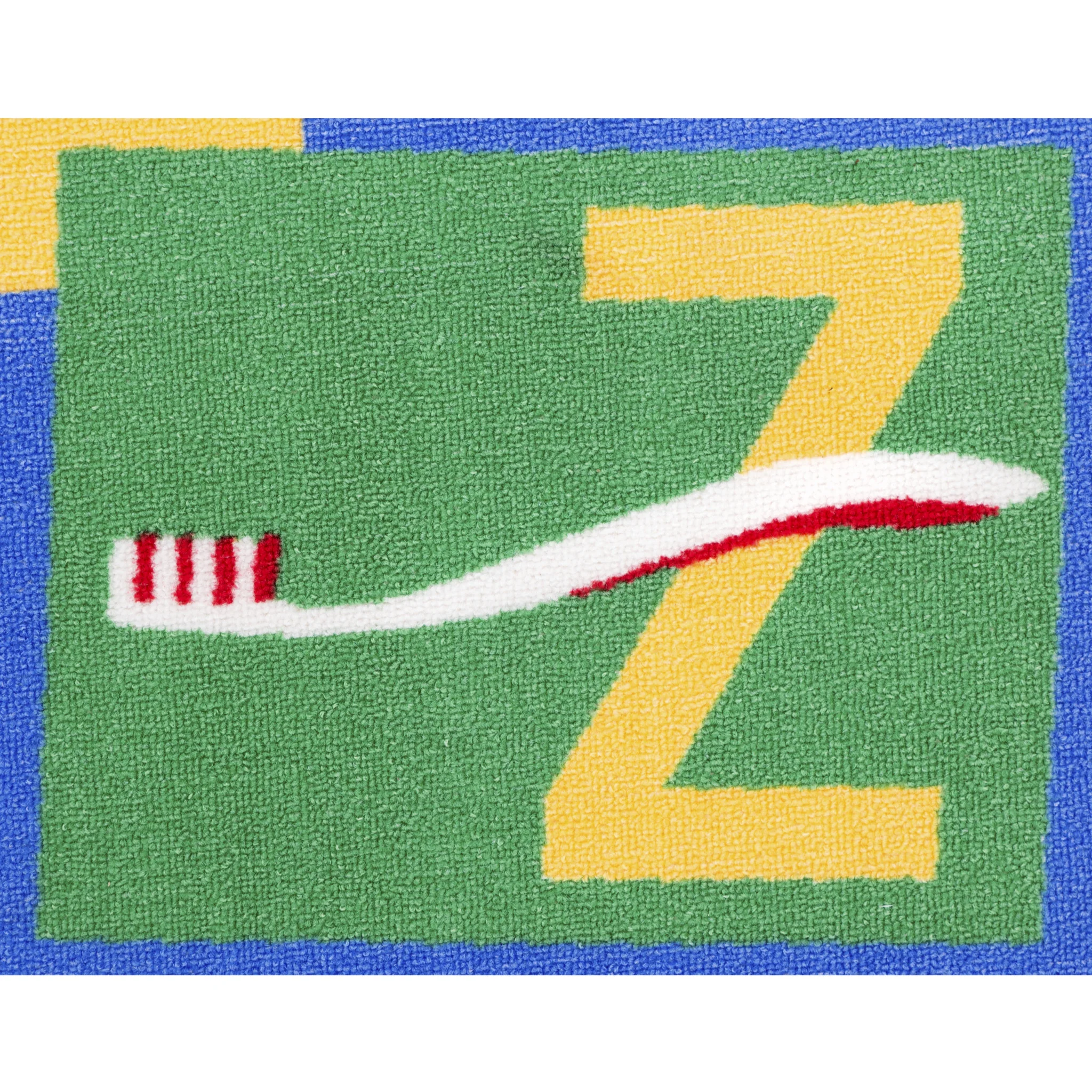 alphabet, letter Z, grüner teppich, gelb Z, zahnbürsten-design