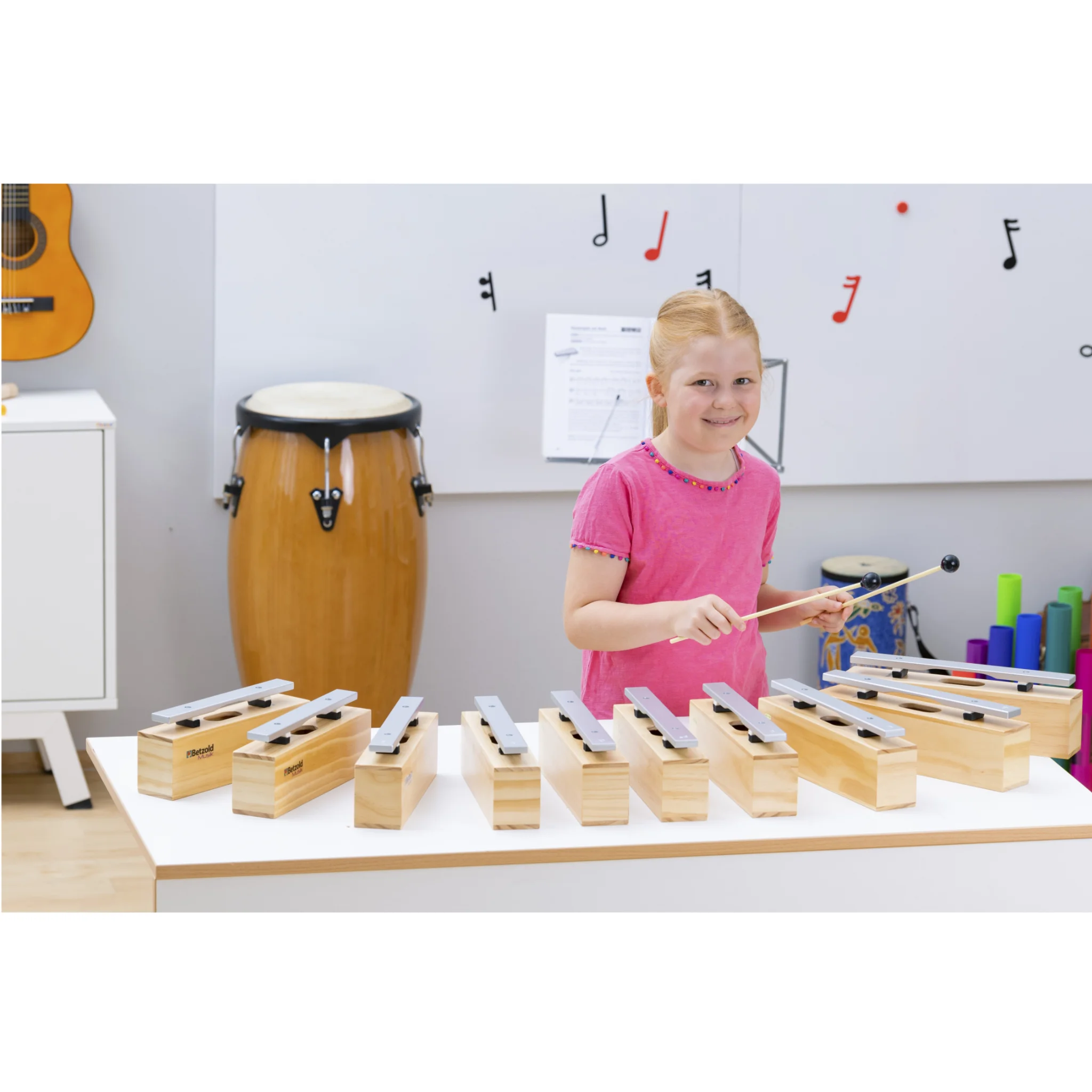 Kinderxylophon, Klangstäbe, Musikinstrument, Holzbox, Musikschule
