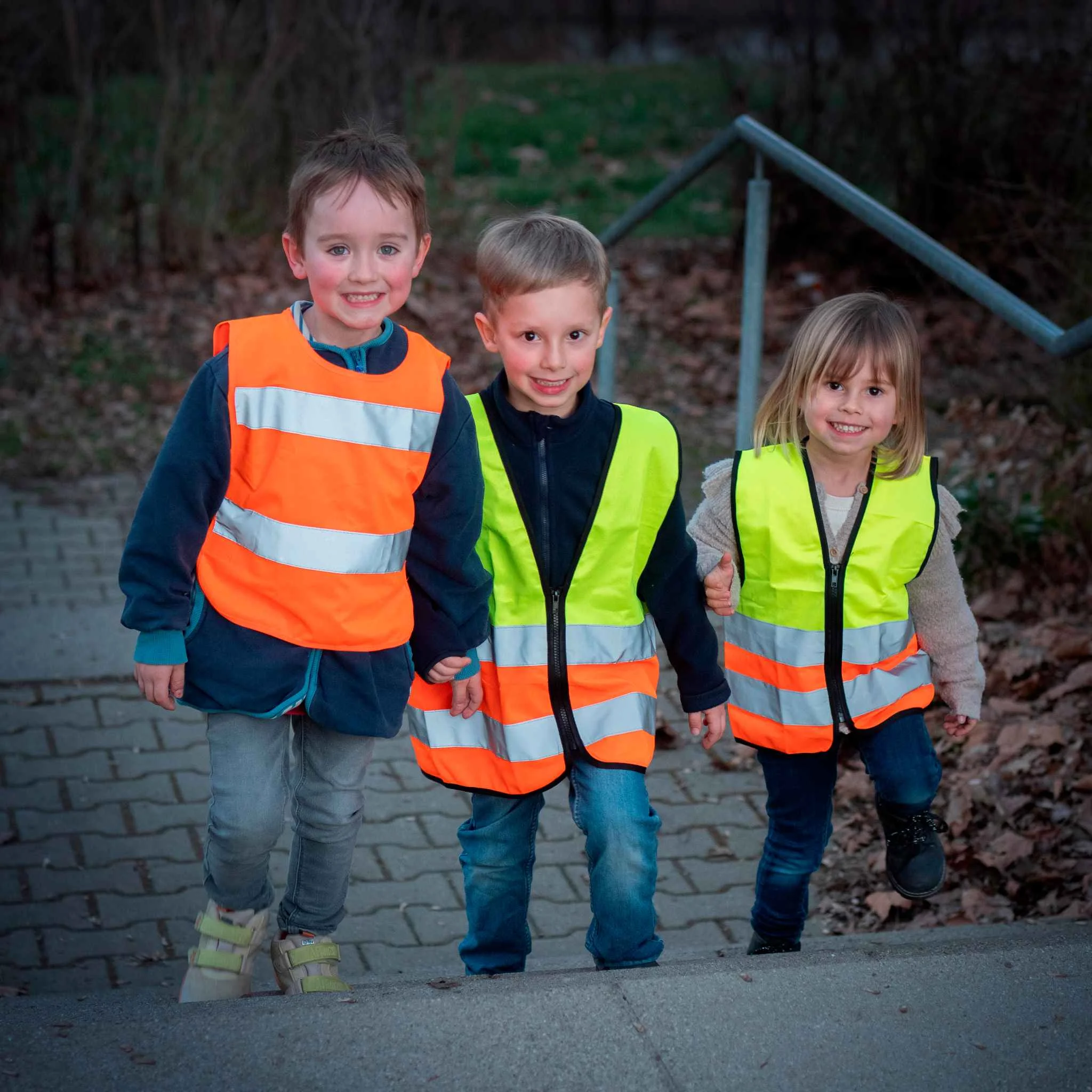Kinder-Warnweste, Neongelb, Neonorange, Reflektorstreifen, Reißverschluss