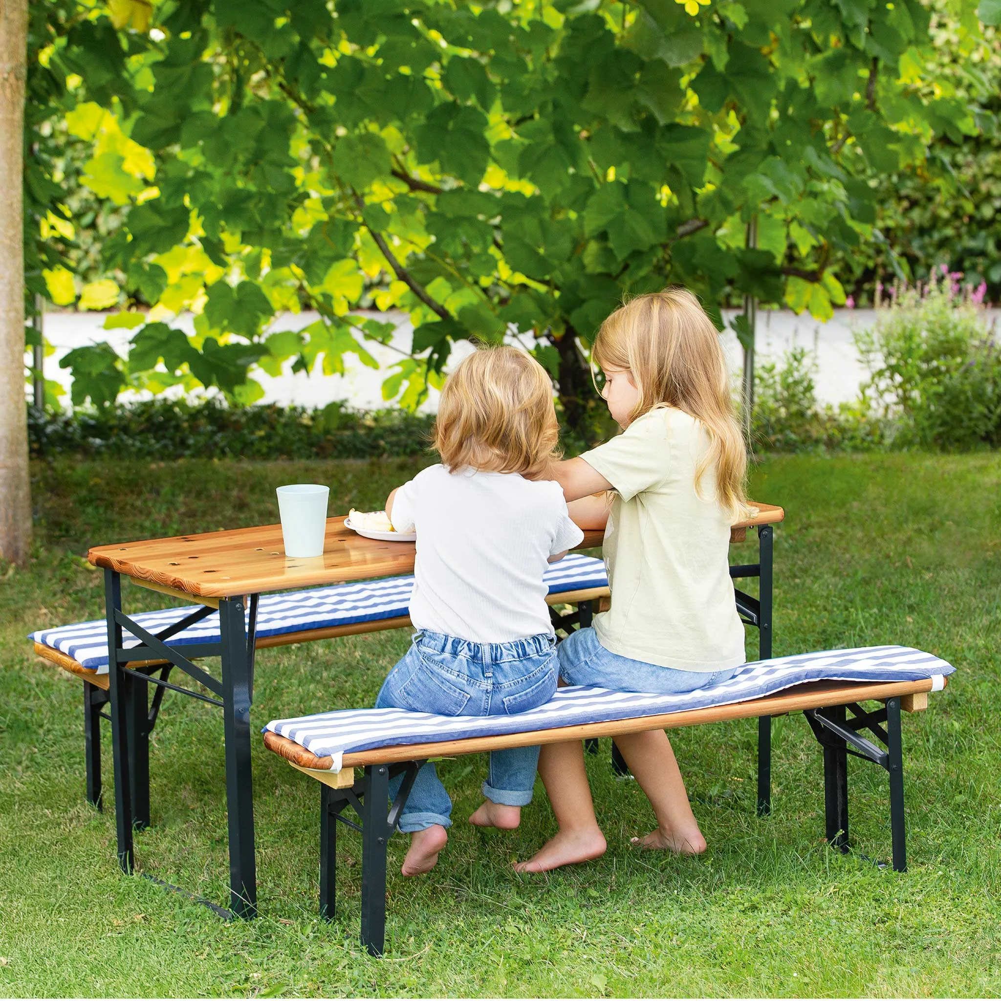 Picknicktisch, Außenmöbel, Holztisch, Bankenstuhl, Kinderstuhl