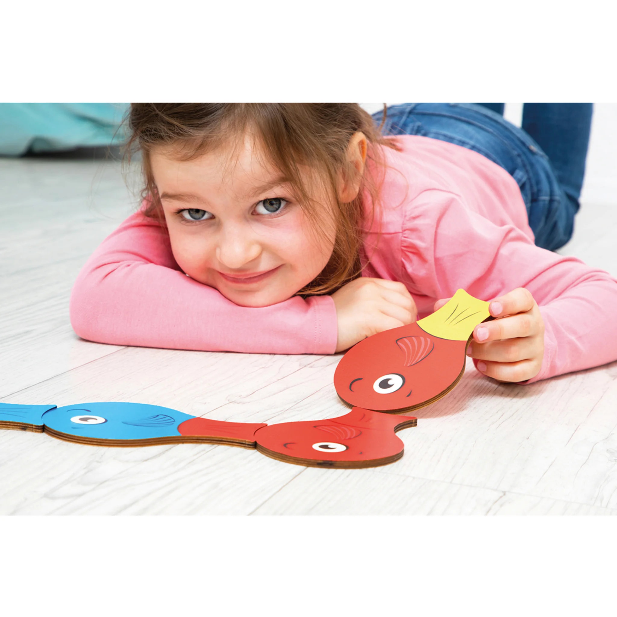 Kinder, Papierkette, Kunstprojekt, Fisch, Tier
