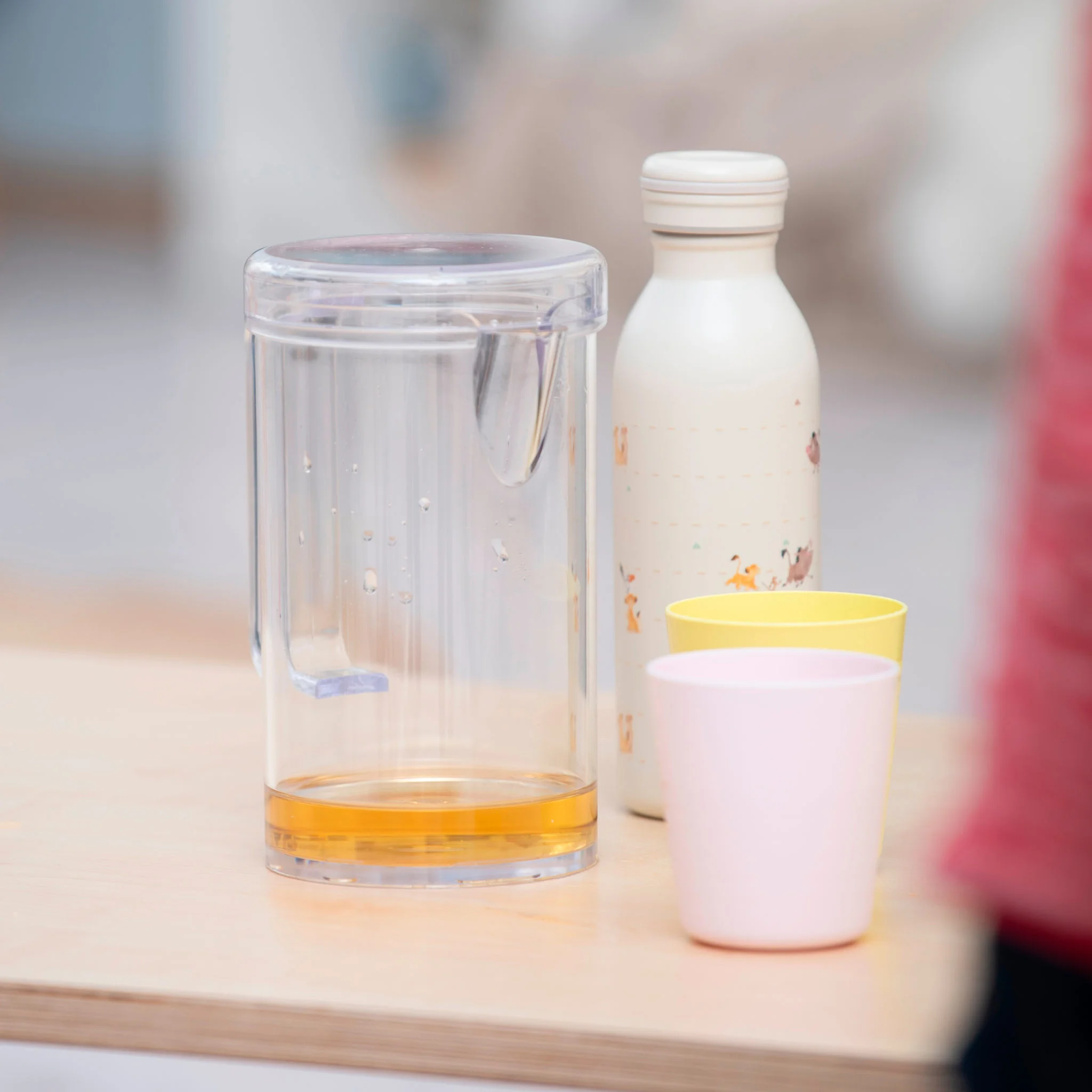 Glaskaraffe, Wasserflasche, Karaffe, Trinkgefäß, Kunststoff