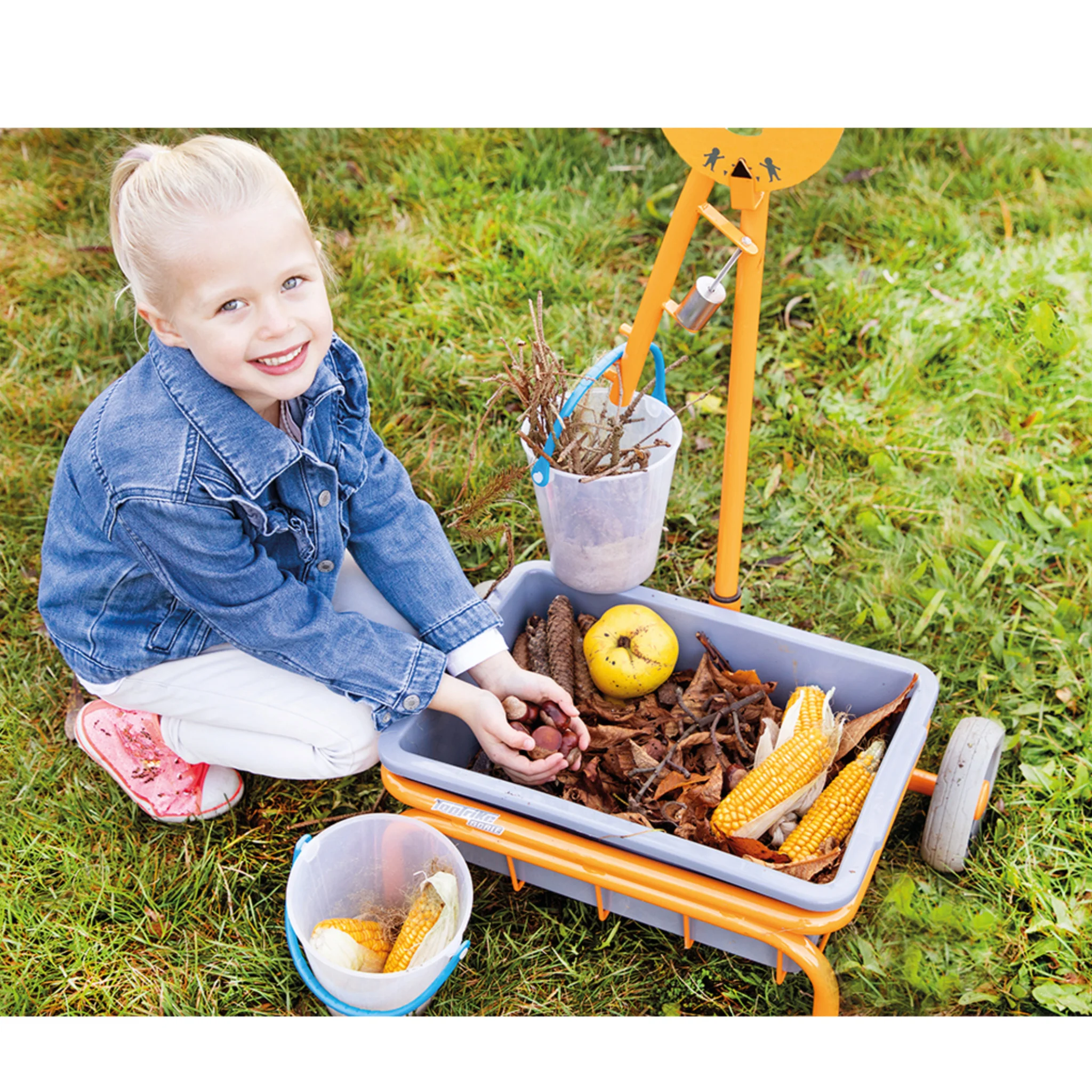 Kinderwagen, Gartenwerkzeug, Herbstsammlung, Korb, Maiskolben
