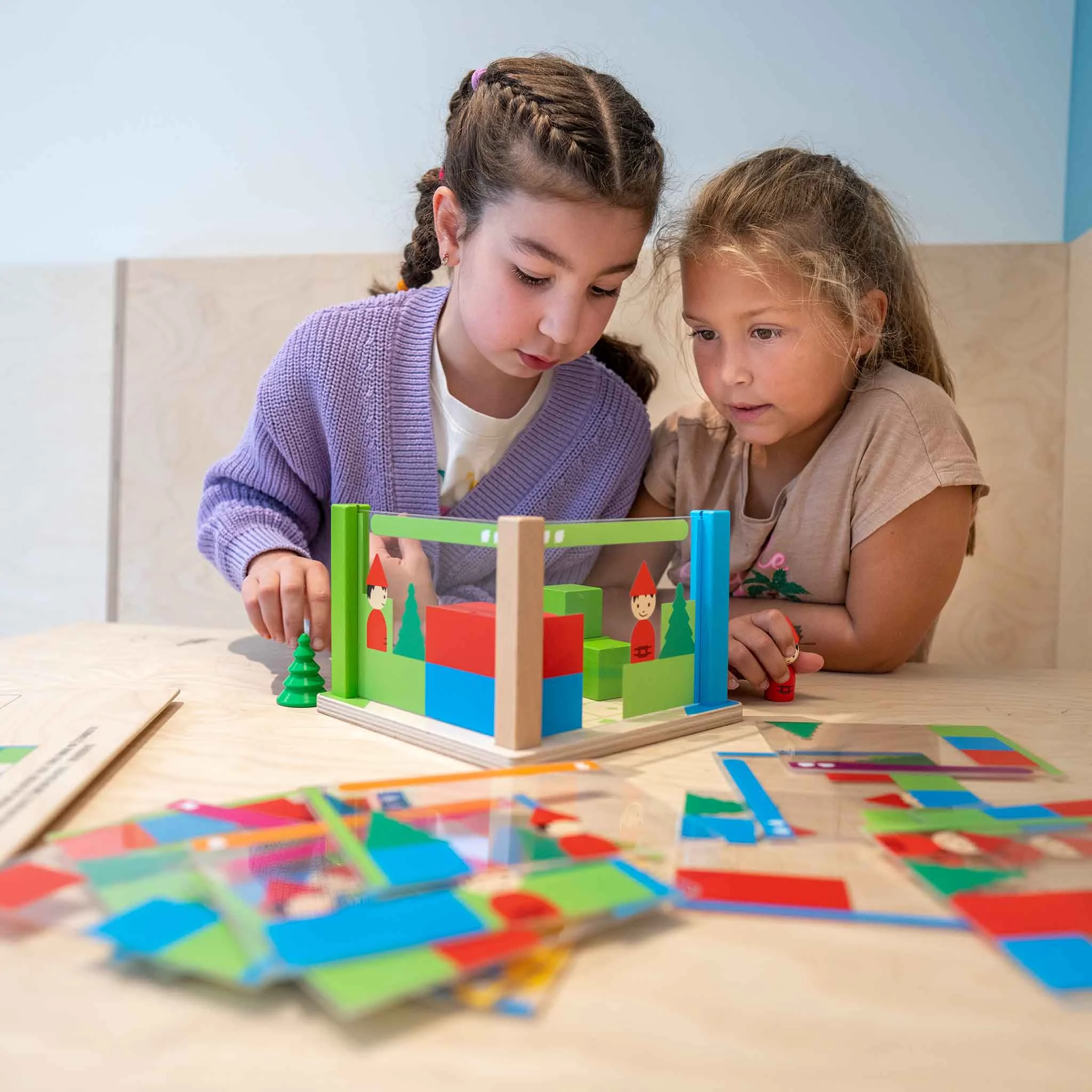 holzspielzeug, konstruktionsspielzeug, farben, figuren, kinderspiel