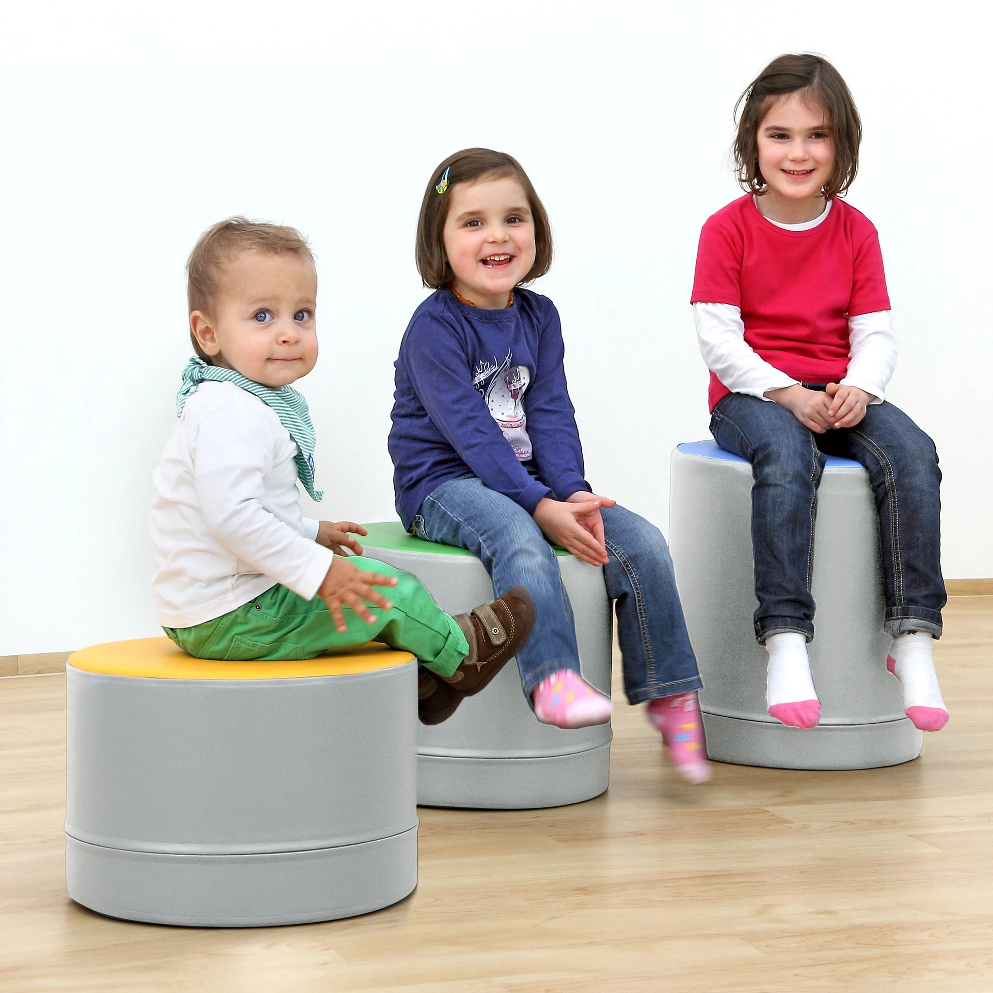 Kindersitz, Pouf-Tisch, Sitzwürfel, Kinderstuhl, grau