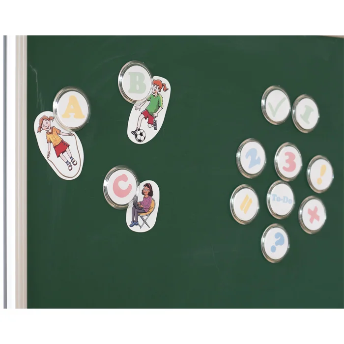 Kreidewand, Magnettafel, Tafelmagneten, Buchstabenmagnet, Kinderlehre