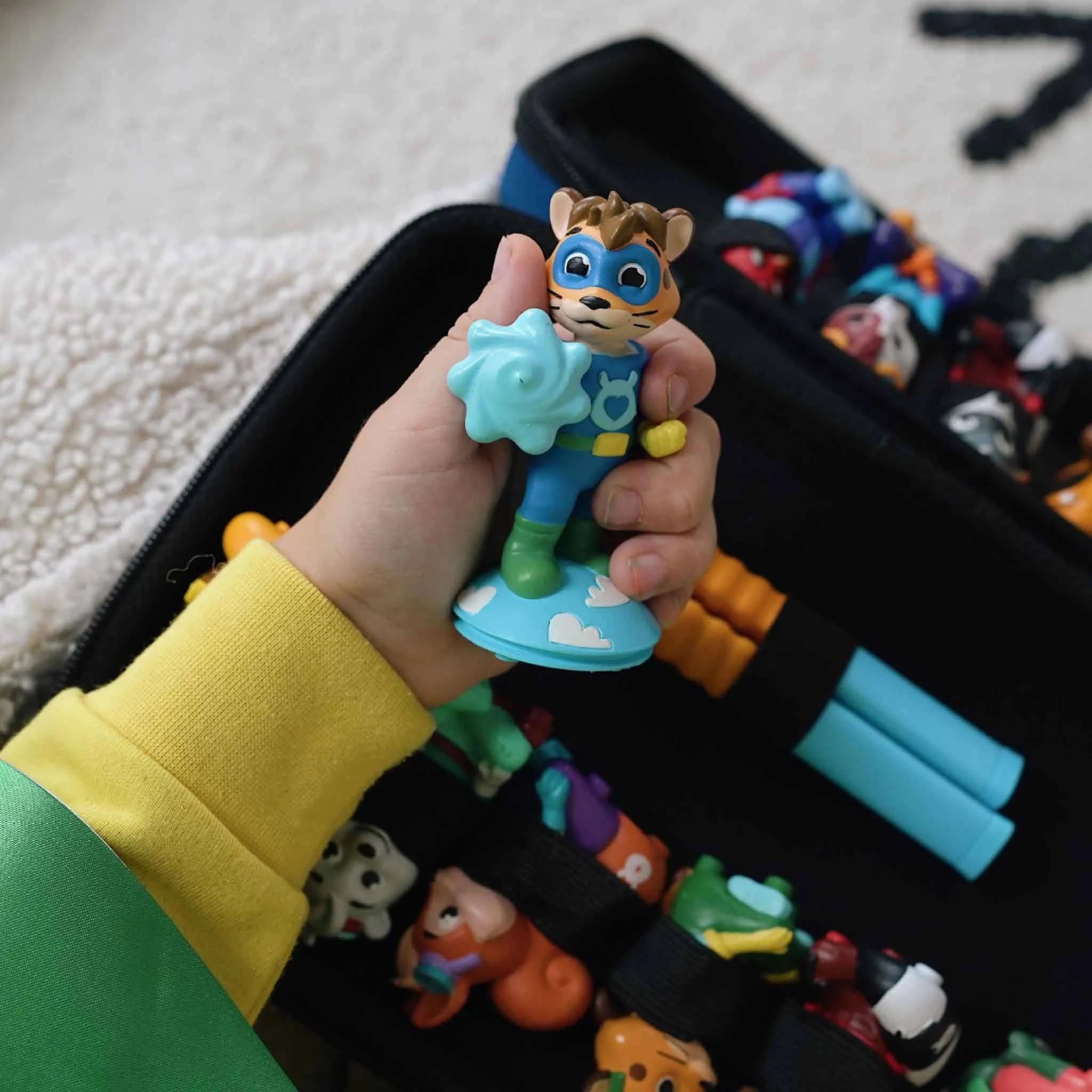 Figur, Tiger, Blaues Kostüm, Spielzeugfigur, Basisstand, Bläschen-Attrappe