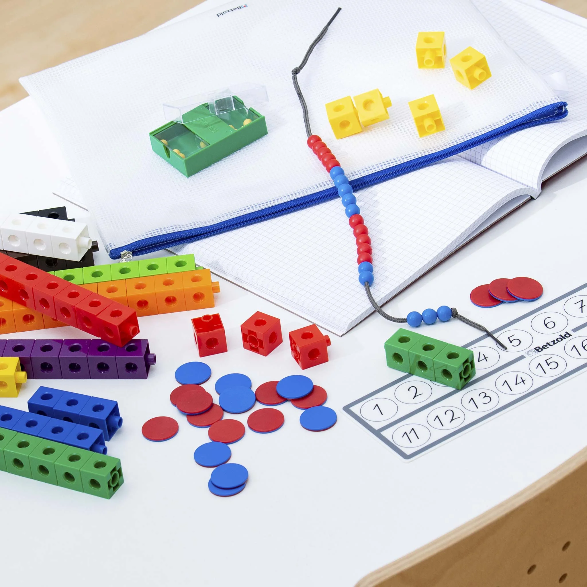 baukasten, lego, farbblöcke, würfel, perlen
