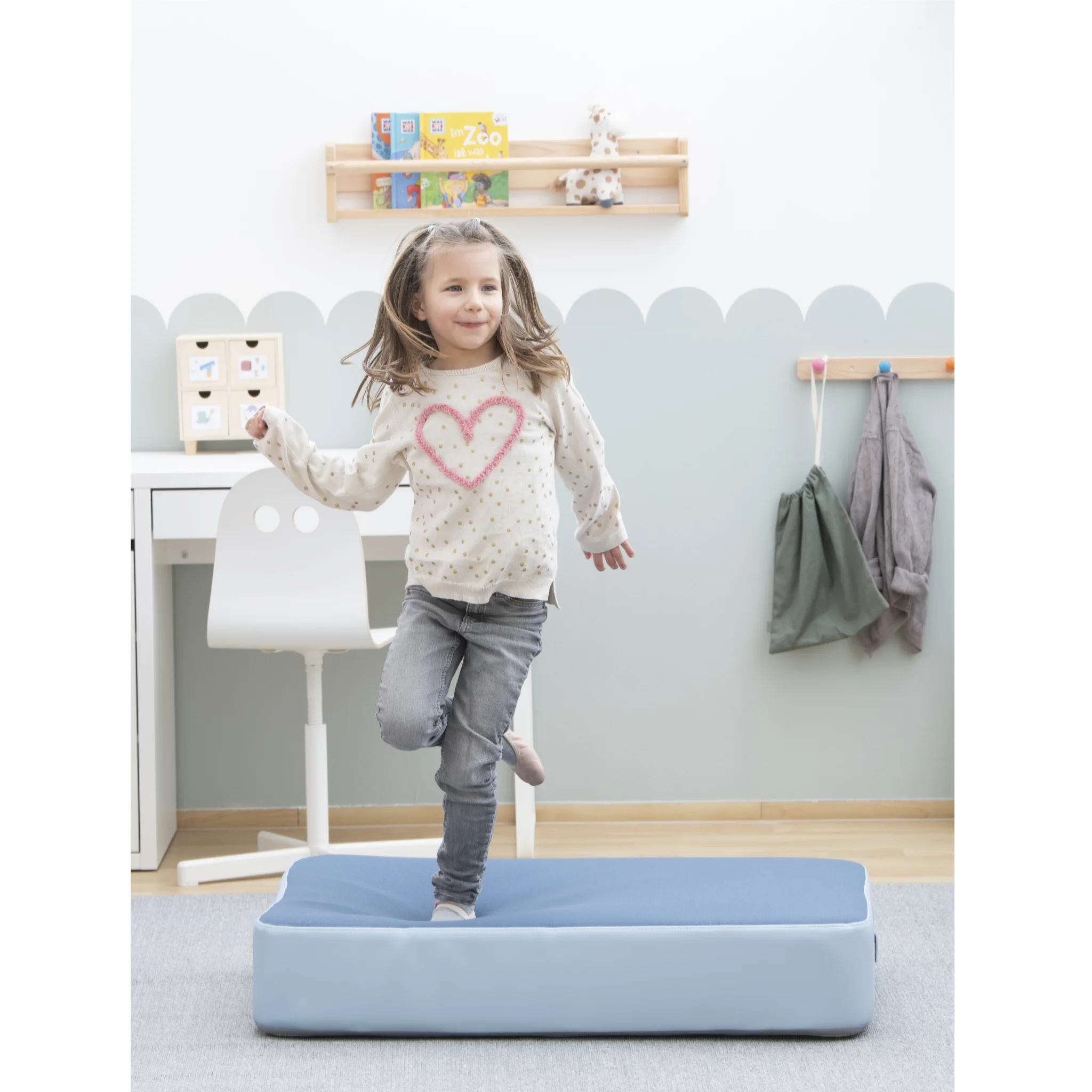 Kinderzimmer, Kissenmatte, Wippkissen, Hindernislauf, Kids play mat