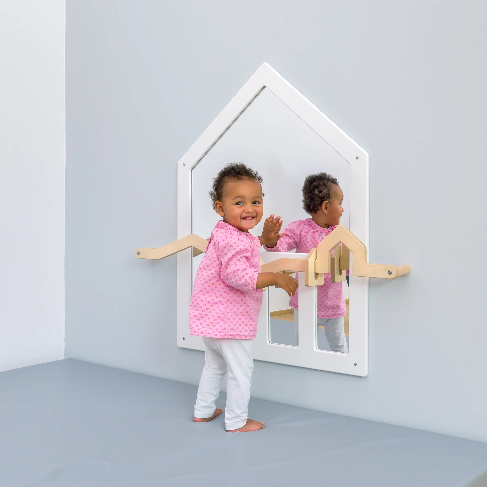 Kinder, Spielzeug, Wandspiegel, Kleidung Pink, Holzgriffe