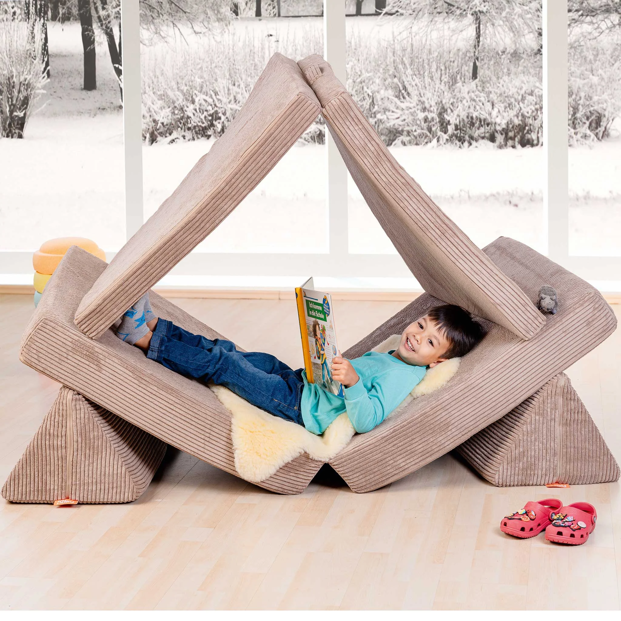 Sofamöbel, Lounge-Bett, Sofakonstruktion, Kuschelmöbel, Fellbezug