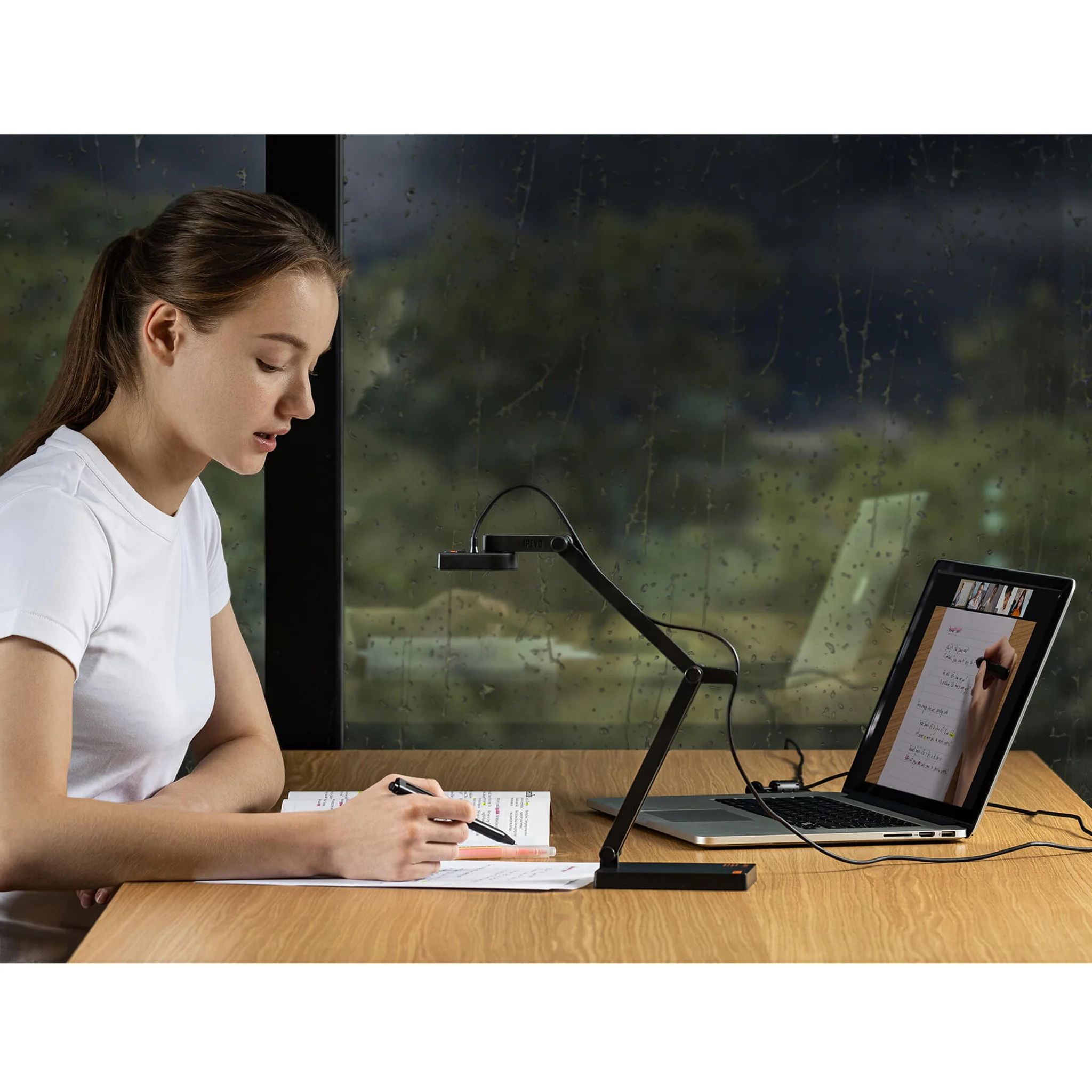 Schreibtischlampe, Dokumentenklemme, Lampe, Laptop, Notizbuch