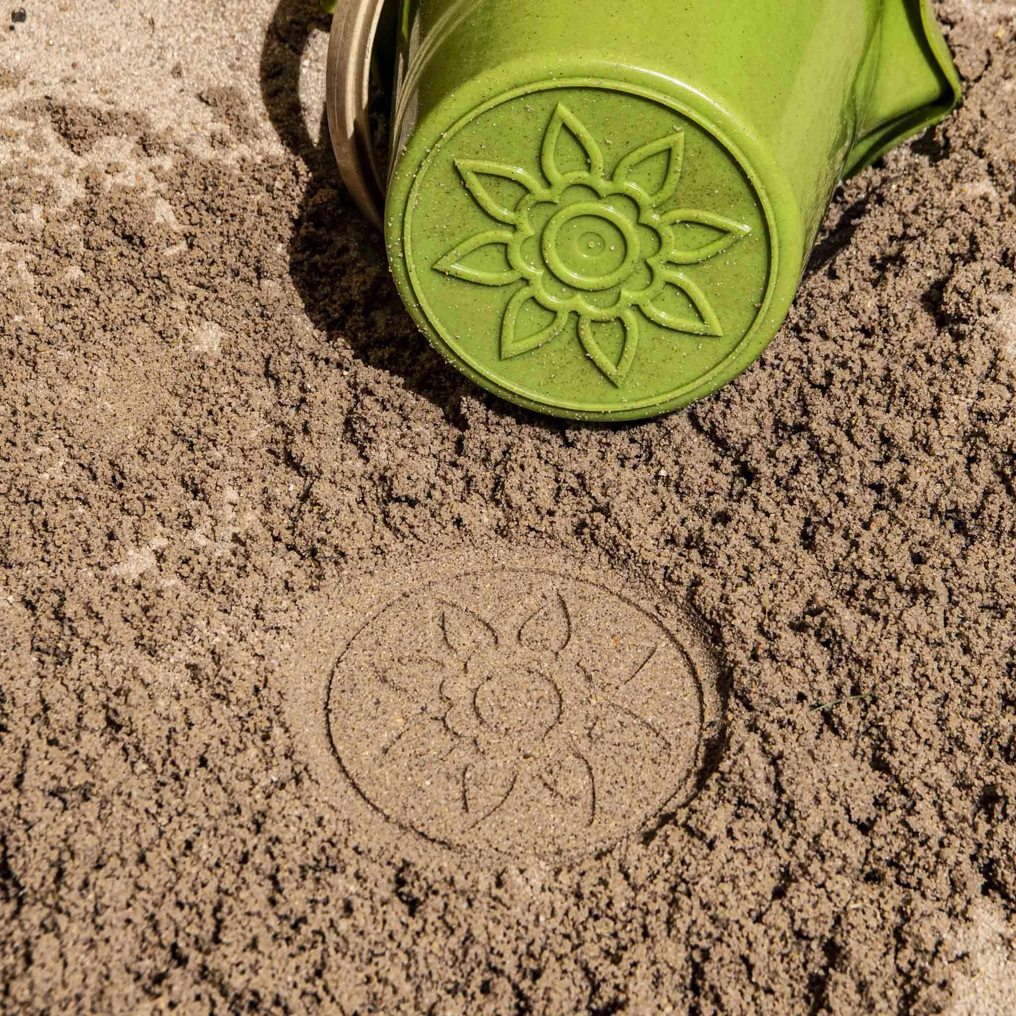 grüne Gartenkappe, Gartenspielzeug, Sandform, Sonnendesign, Kuppe Boden