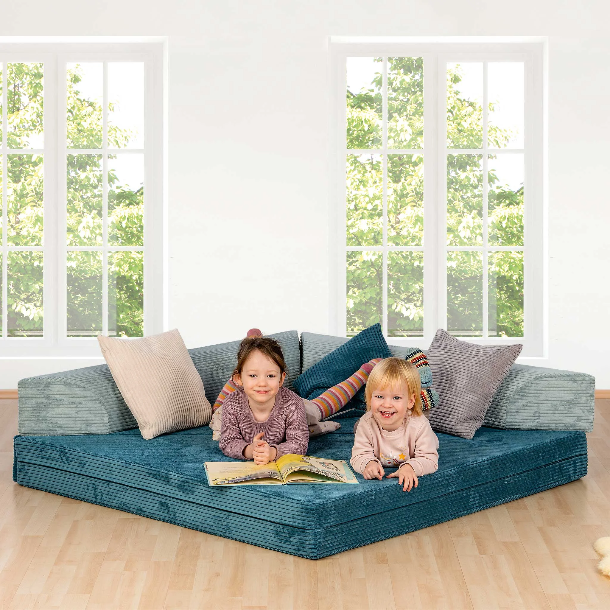 Sofa-Bett, Kinder-Sofa, Kinderzimmermöbel, Gemütlicher Sitzbereich, Lesen im Wohnzimmer