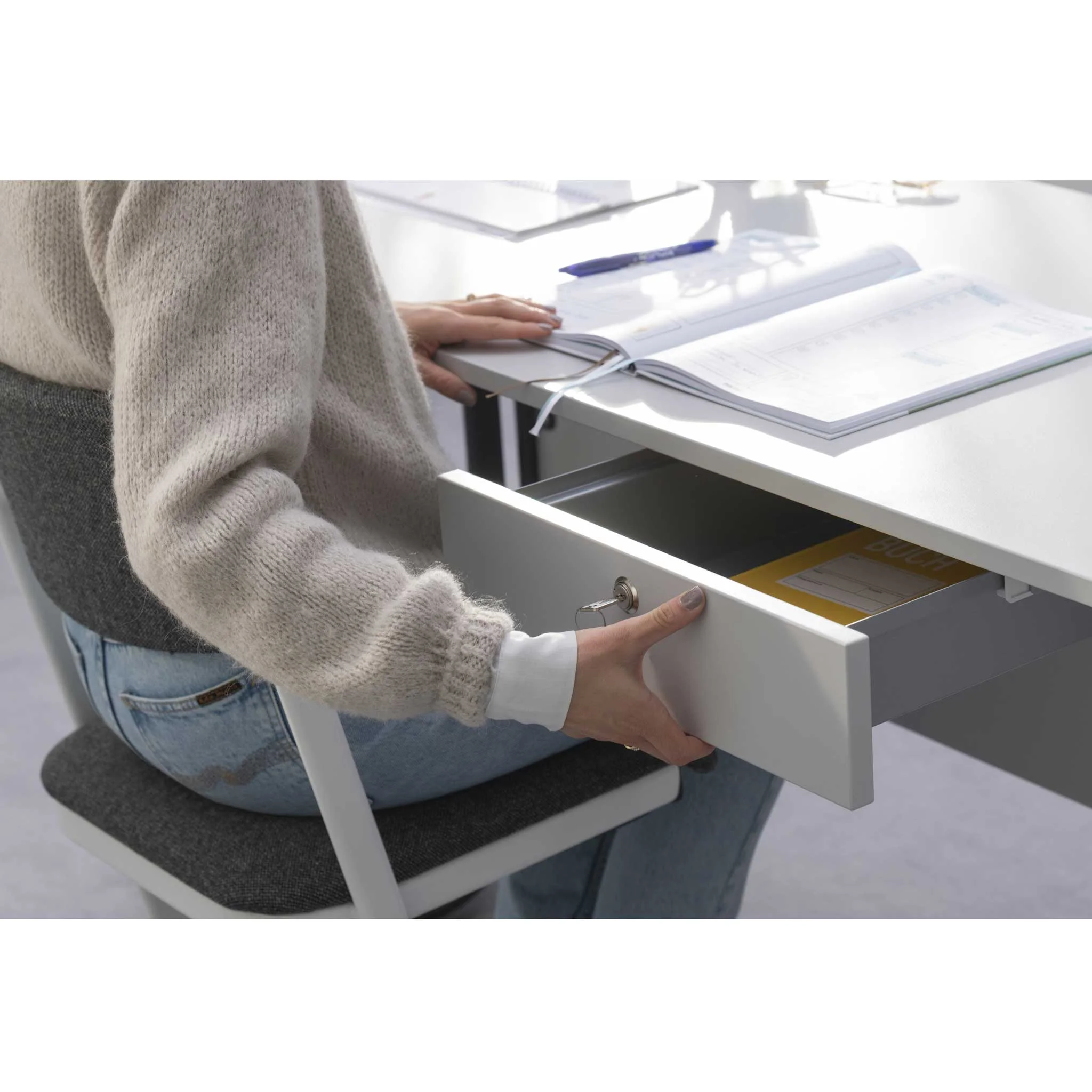 Schublade, Büro, Schreibtisch, Stuhl, Unterlagen