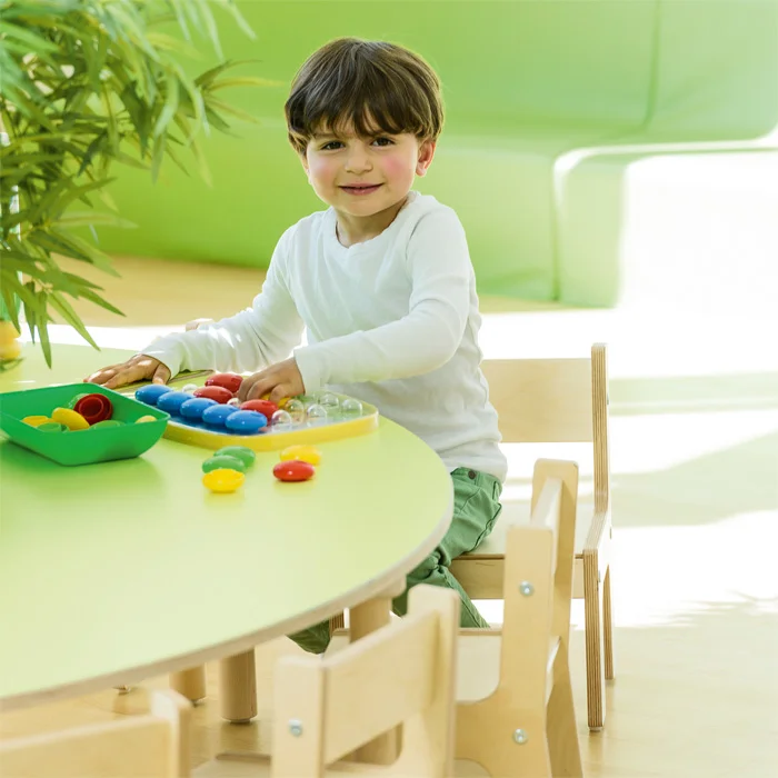 Kinder, Tisch, Spielset, bunte Spielzeug, Puzzle