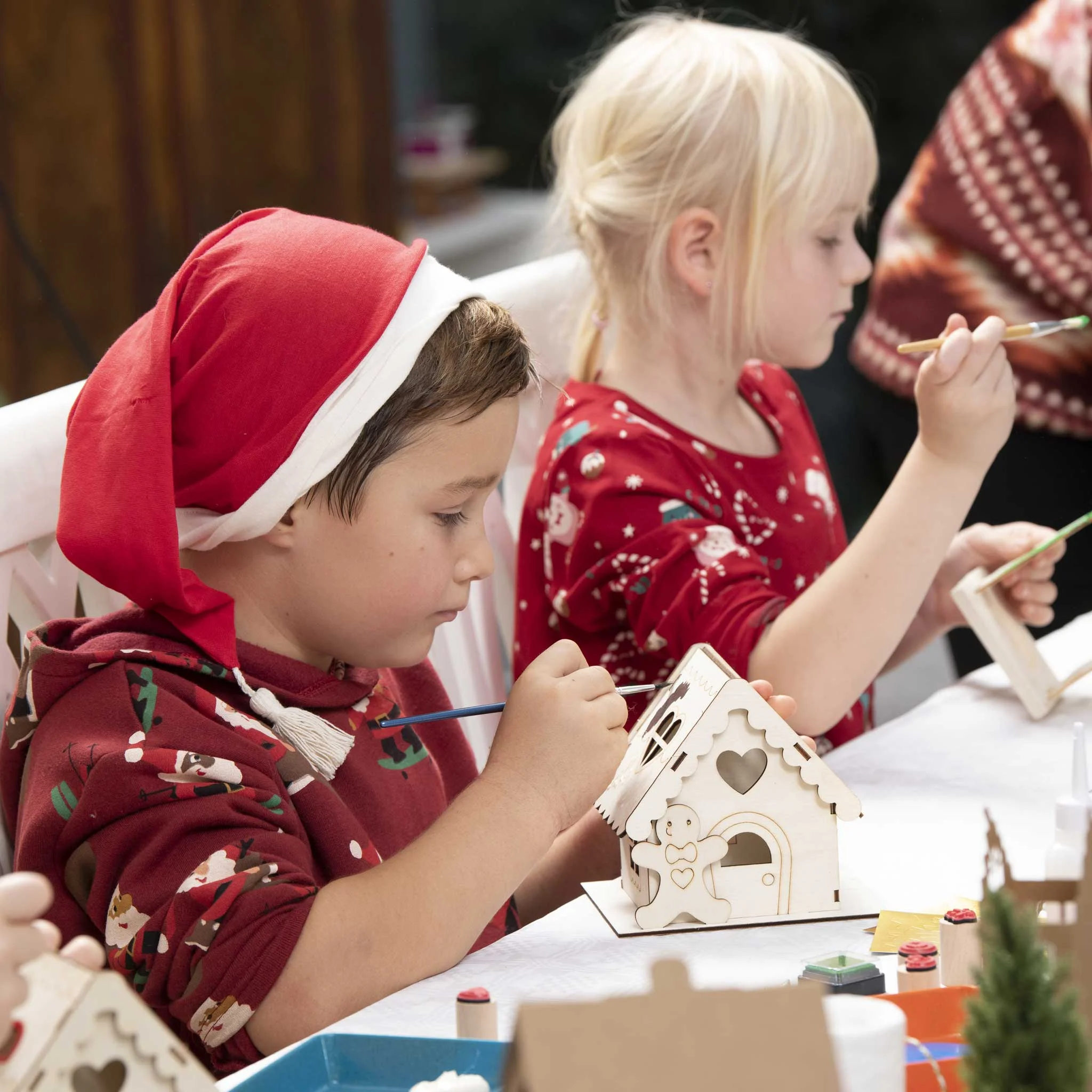 Kinder, Holzdeko, Weihnachtsschmuck, Weihnachtswerkstatt, Puppenhaus
