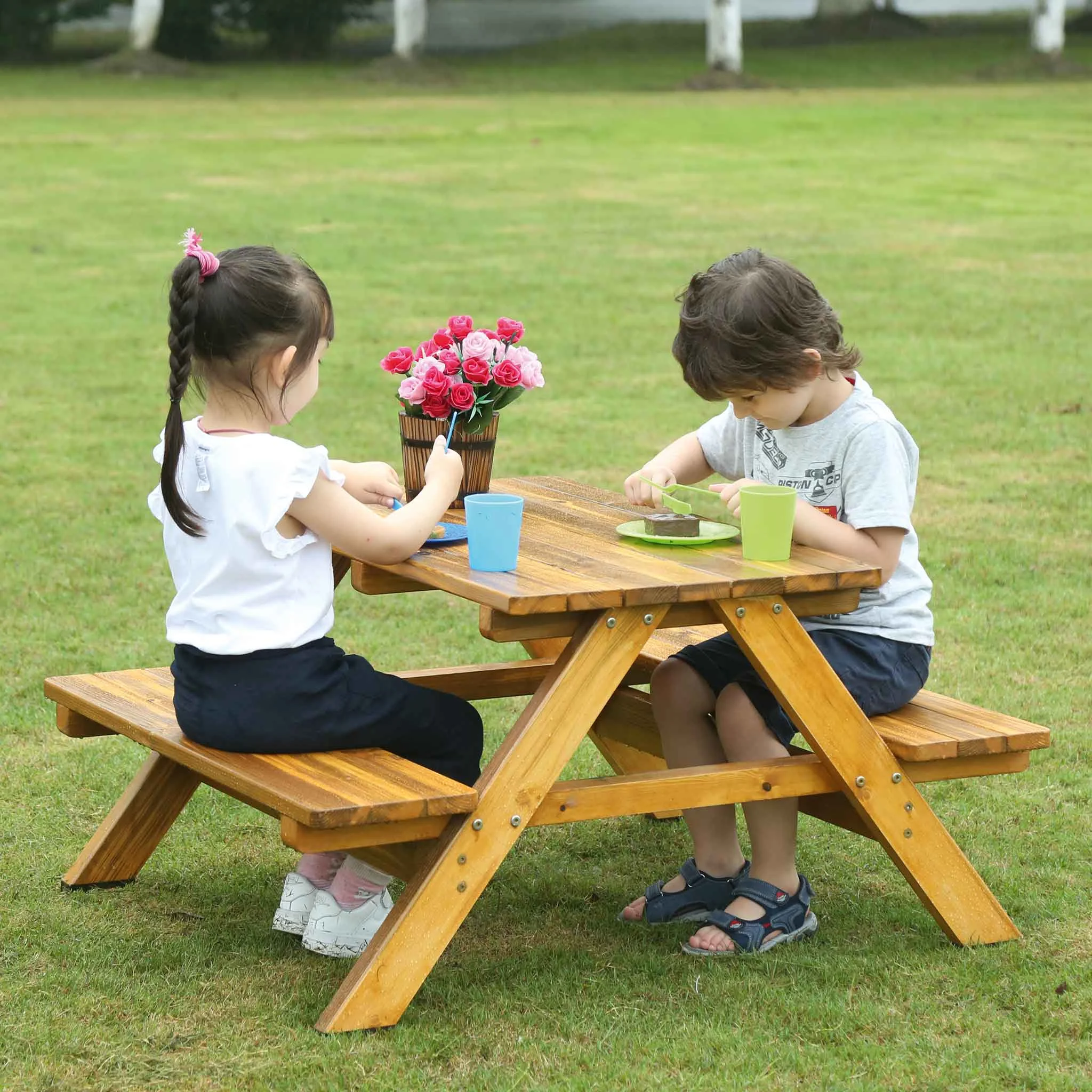 Holzstuhl, Picknicktisch, Kleinkinder, Garten, Tagesausflug