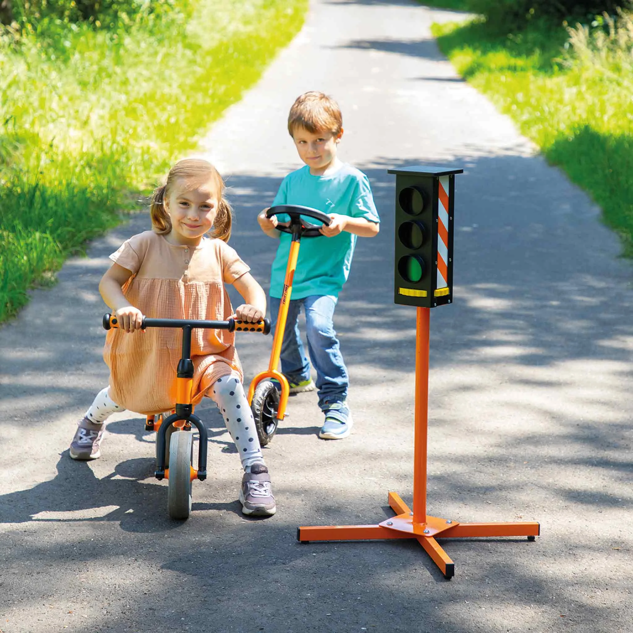 Kinderfahrzeug, Laufrad, Roller, Sicherheitszeichen, Outdoor-Spielzeug