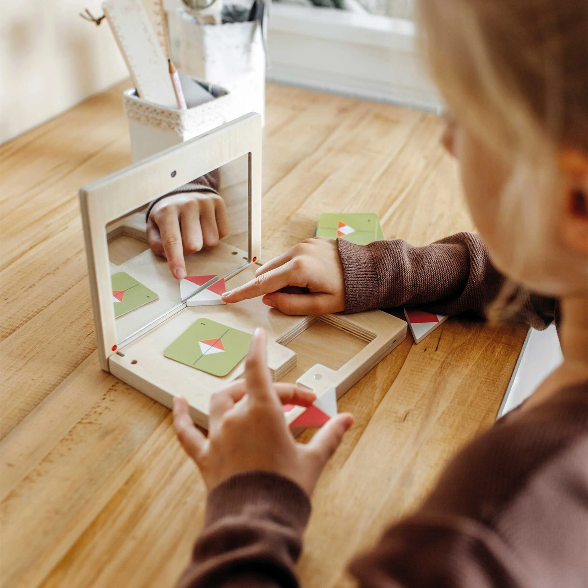 holzspielzeug, puzzlespiel, formenpuzzle, karten, kinderspielzeug