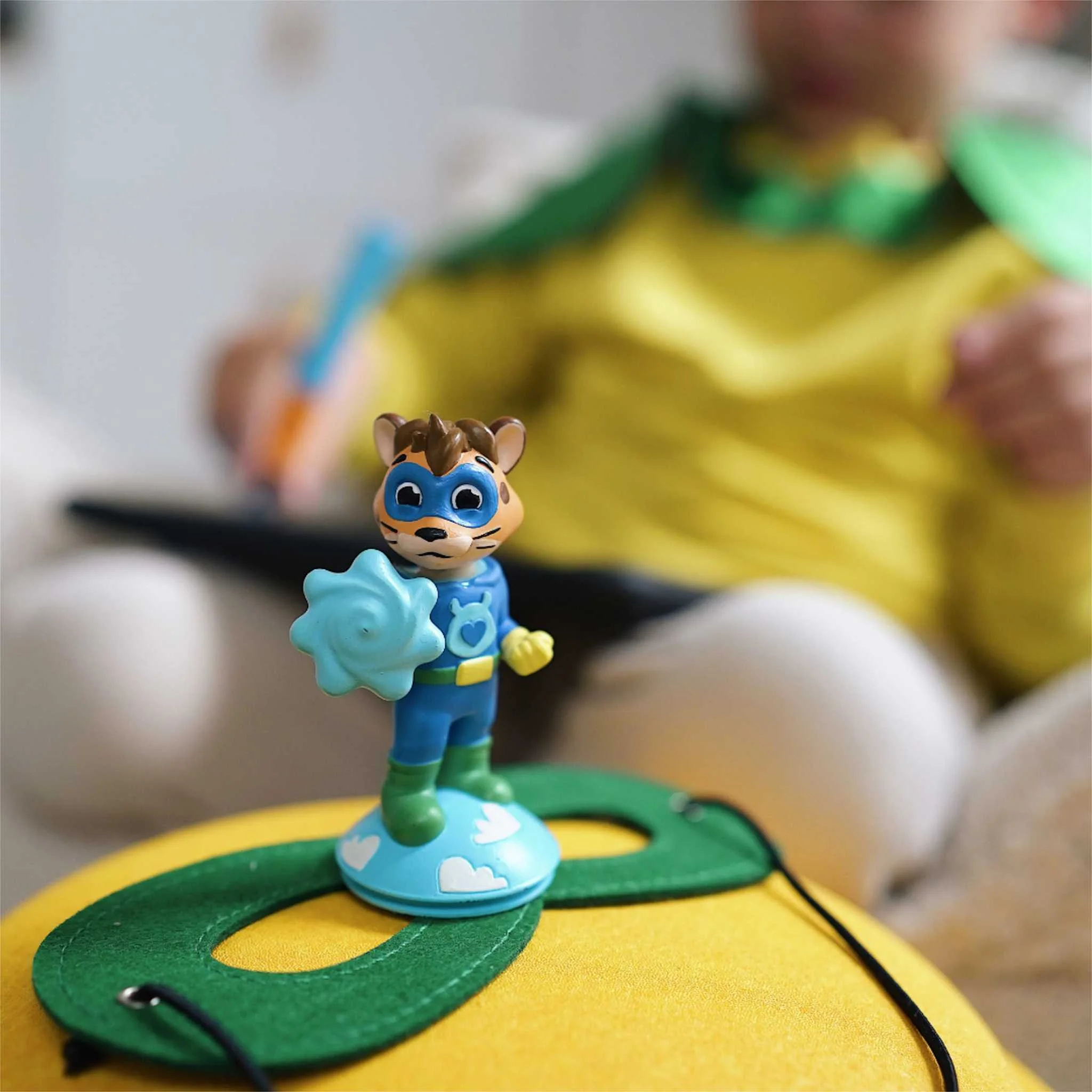 Spielzeugfigur, Tierfigur, Superheld, Blaugrüne Figur, Base-Spielzeug