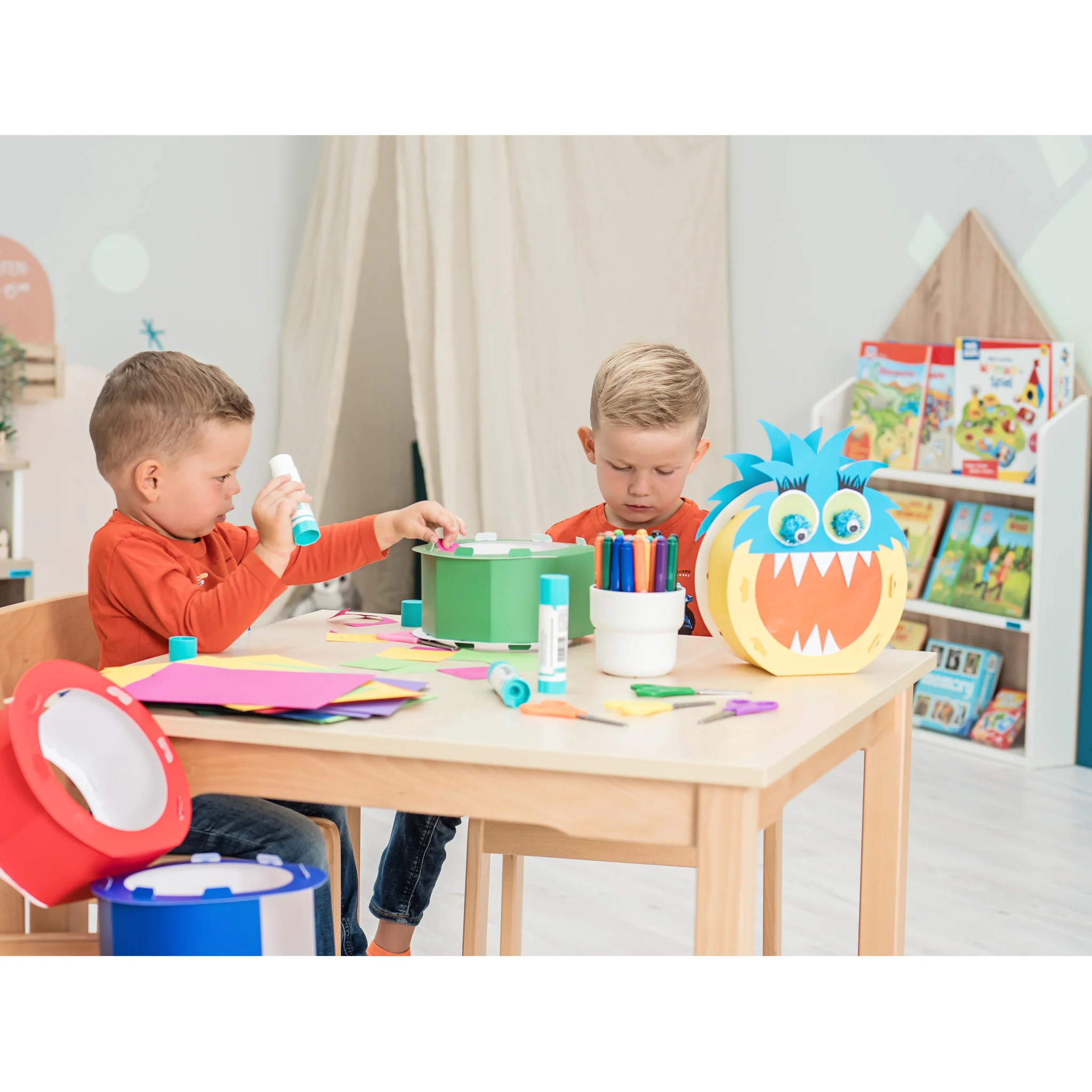 Kinderatelier, Klebern, Papierkunst, Bastelset, Pappe