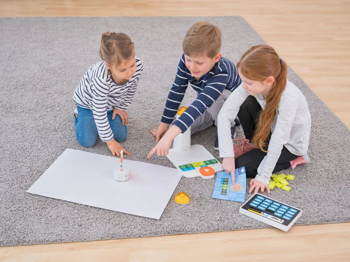 Kinder, Zeichnen, Kunstbedarf, Lernspiel, Gruppenaktivität