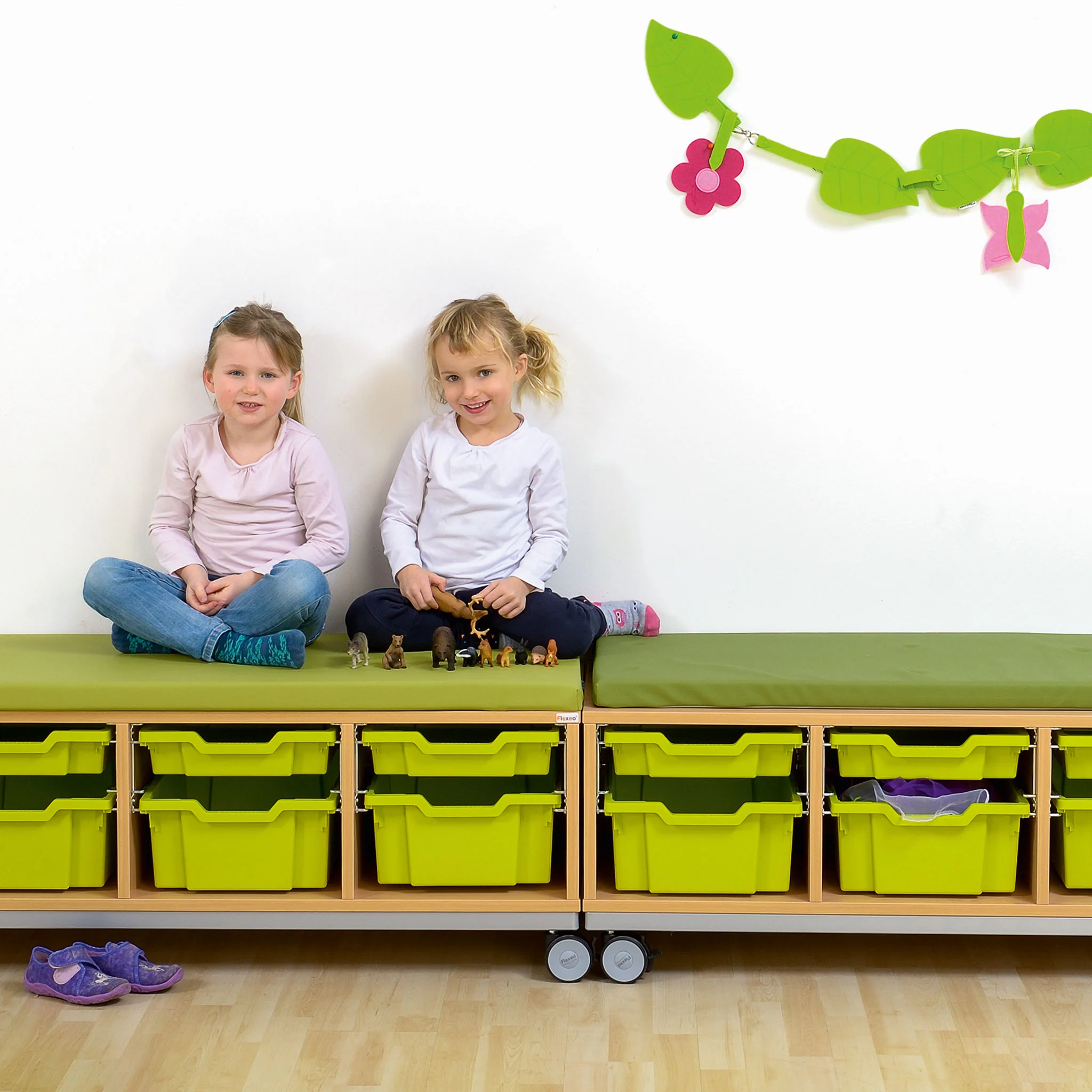 Kinder, Spielzeug, Kunststoffspielzeug, Garten-Spielzeug, Sitzbank