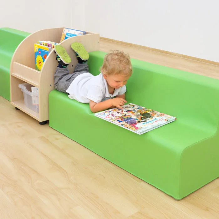 Kinderhocker, Bücherregal, Lesebereich, Sitztisch, Lesekissen