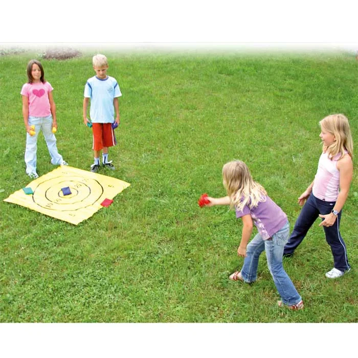 kinder, draußen, spiel, feld, zielscheibe