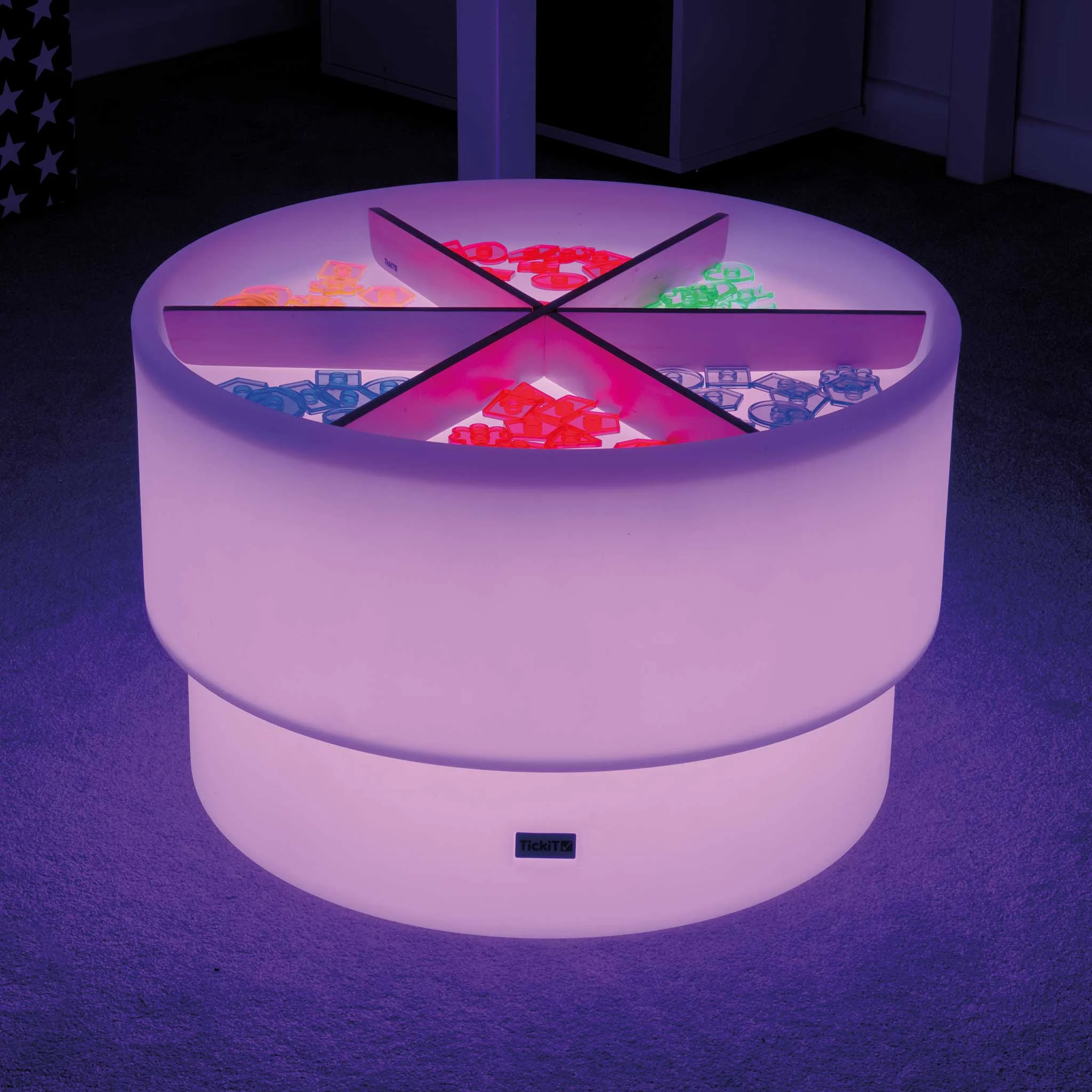 LED-Tisch, Fotobox, bunte Chips, runder Tisch, Neonleuchten