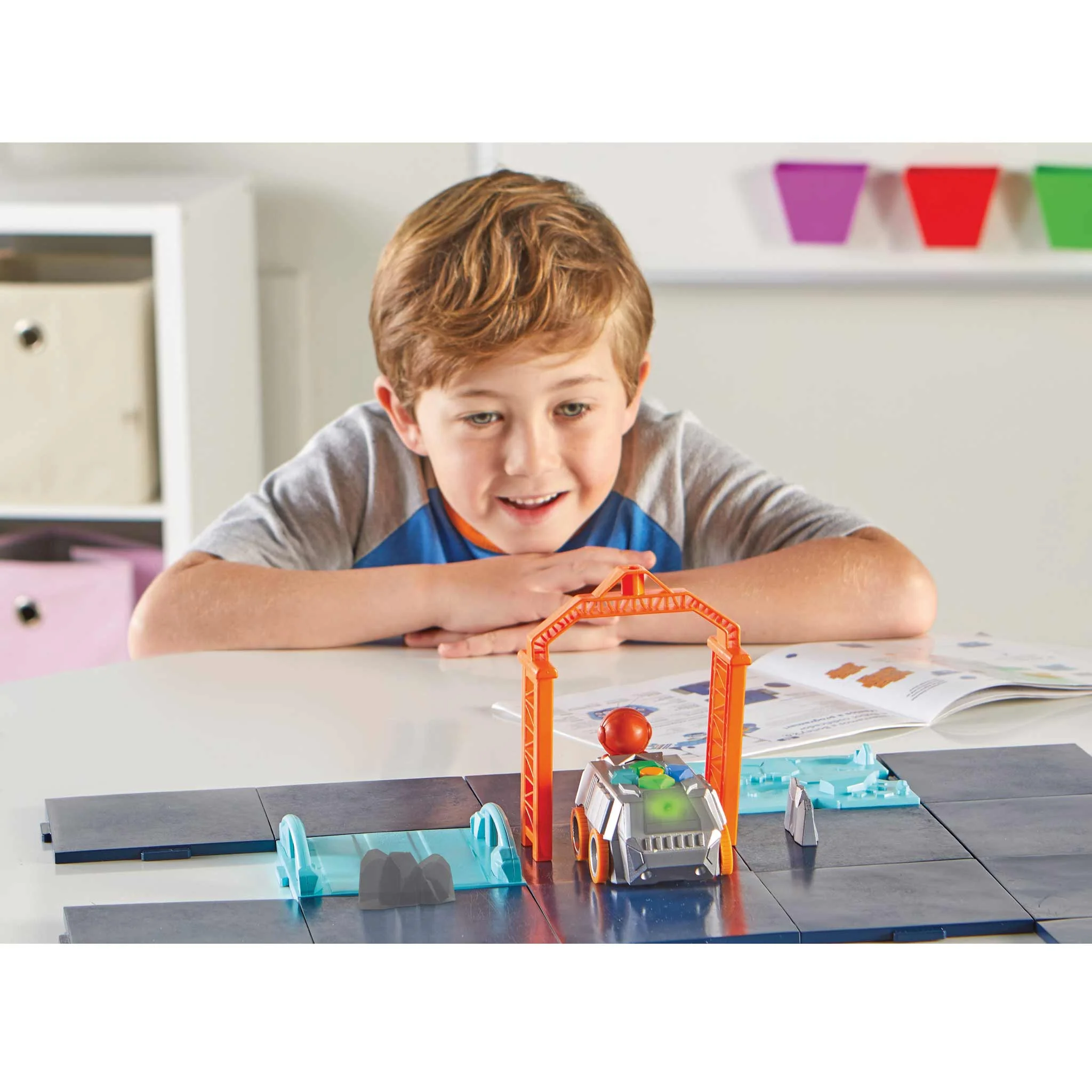 Kinderspielzeug, Magnetbaukasten, Autospielzeug, Bauklotz, Verbindungsgestell