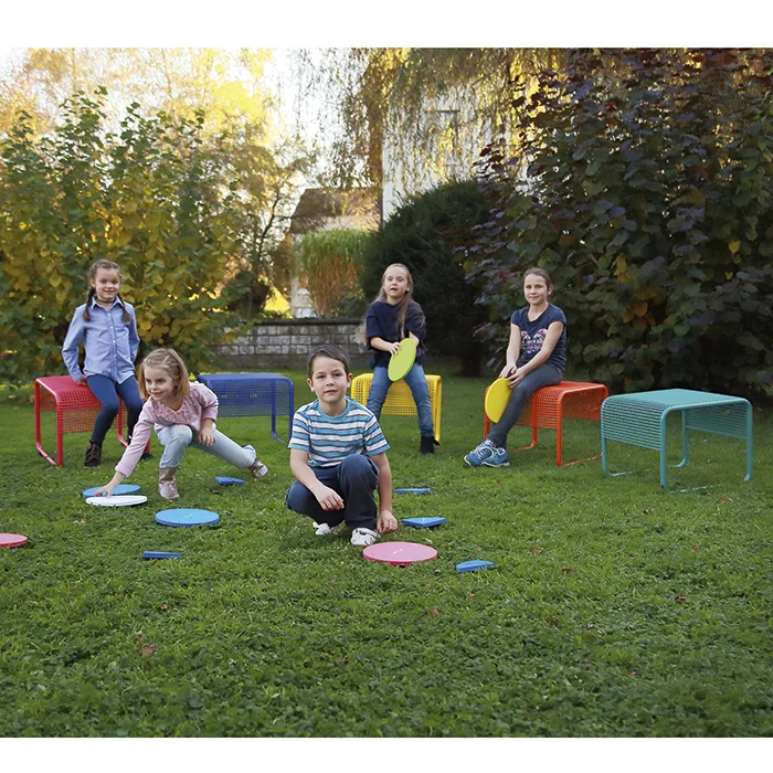kinderspielzeug, frisbee, hocker, outdoor, grün-blau-rot-farben