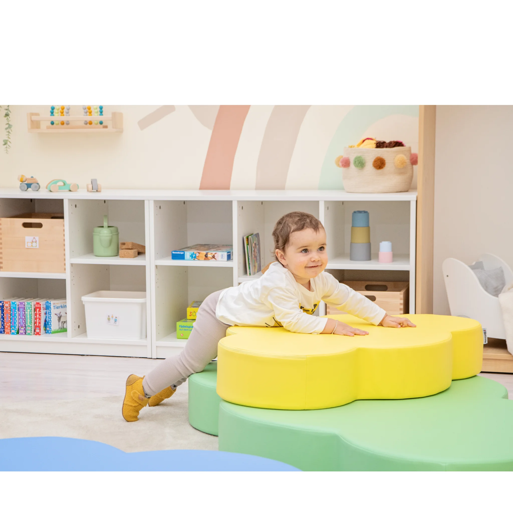kind, Spielbereich, weiche Matte, gelber Block, Innenraumspielzeug