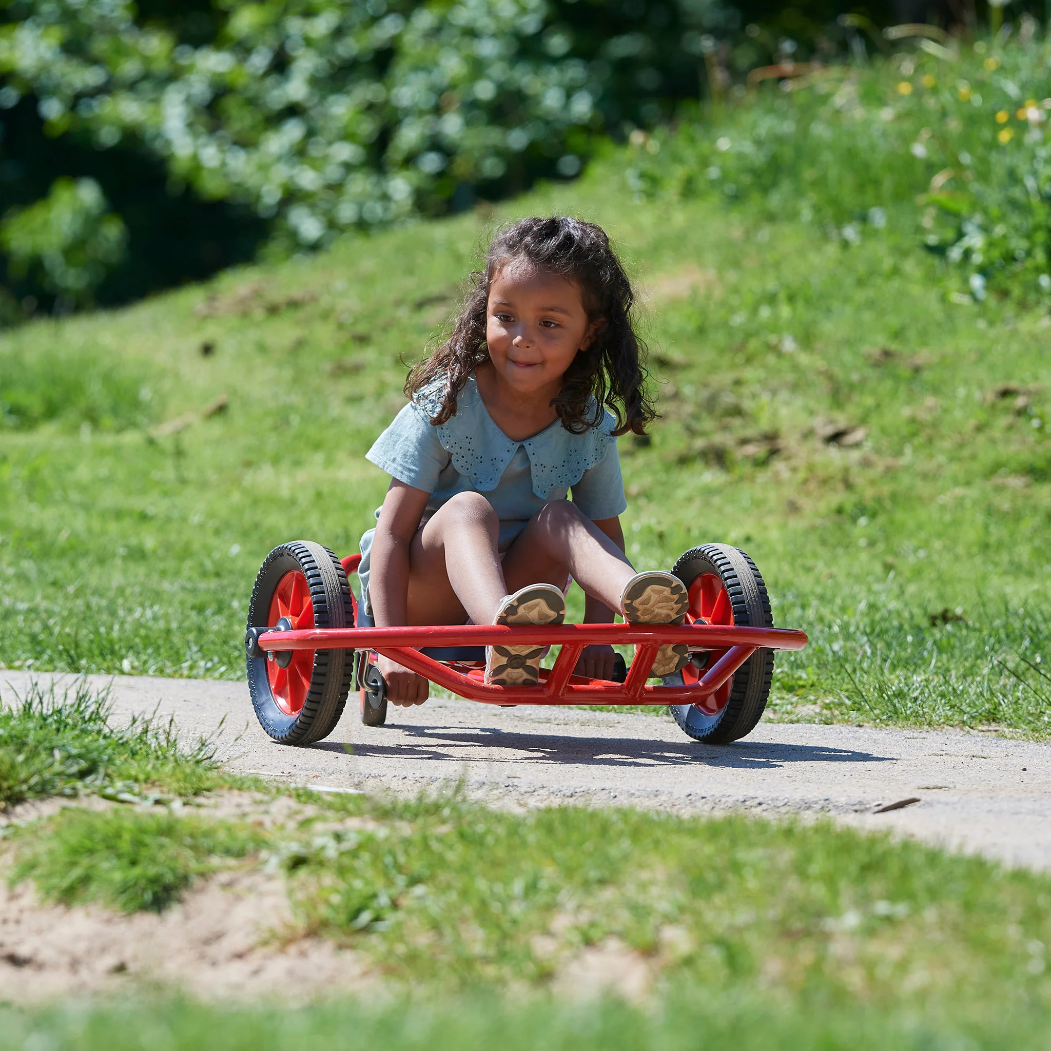 Kinderfahrzeug, Wagen, Rotes Dreirad, Laufwagen, Outdoor-Spielzeug
