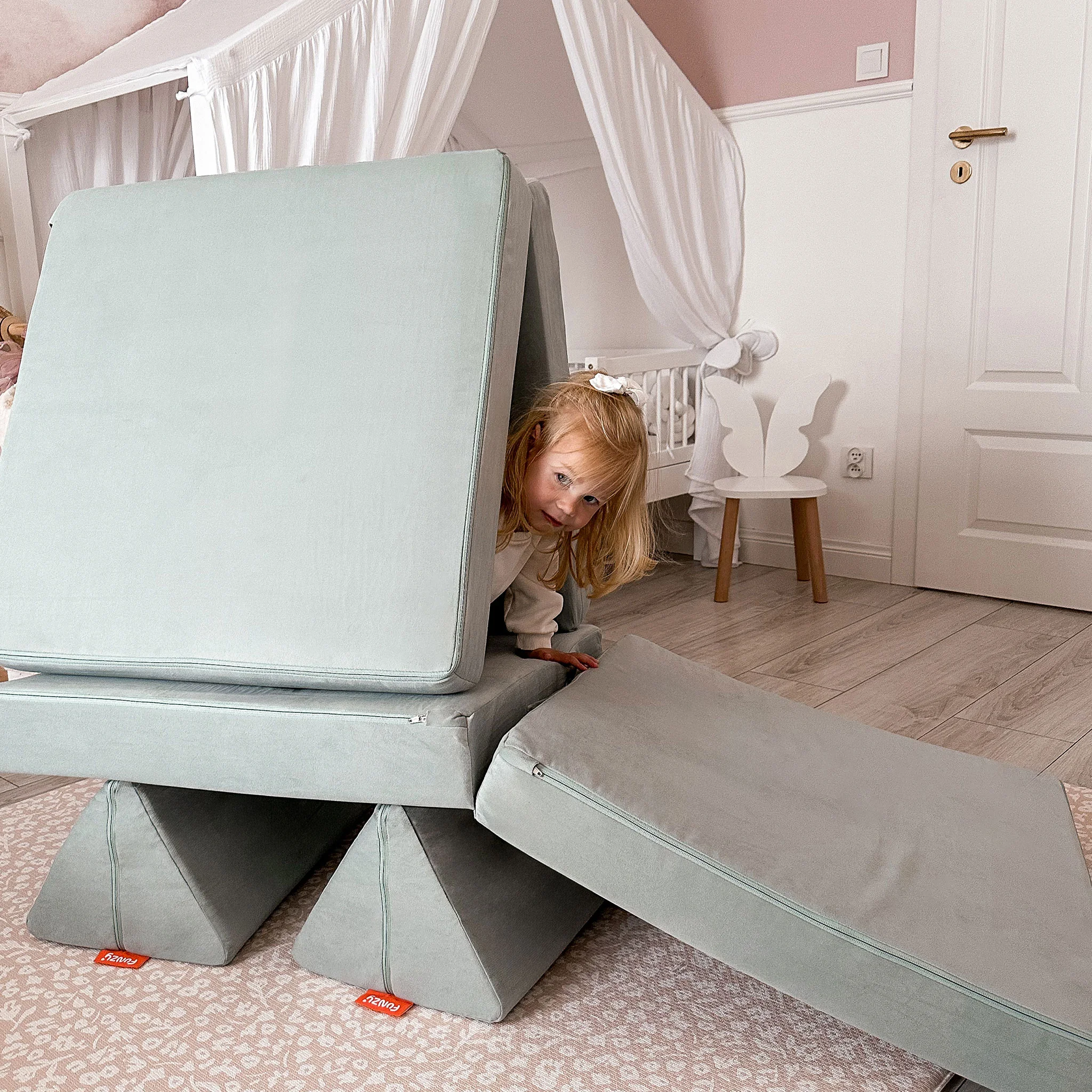 Schaumstoffmöbel, Kuschelteppich, Klettermöglichkeit, Kinderzimmer, Rampenstufe