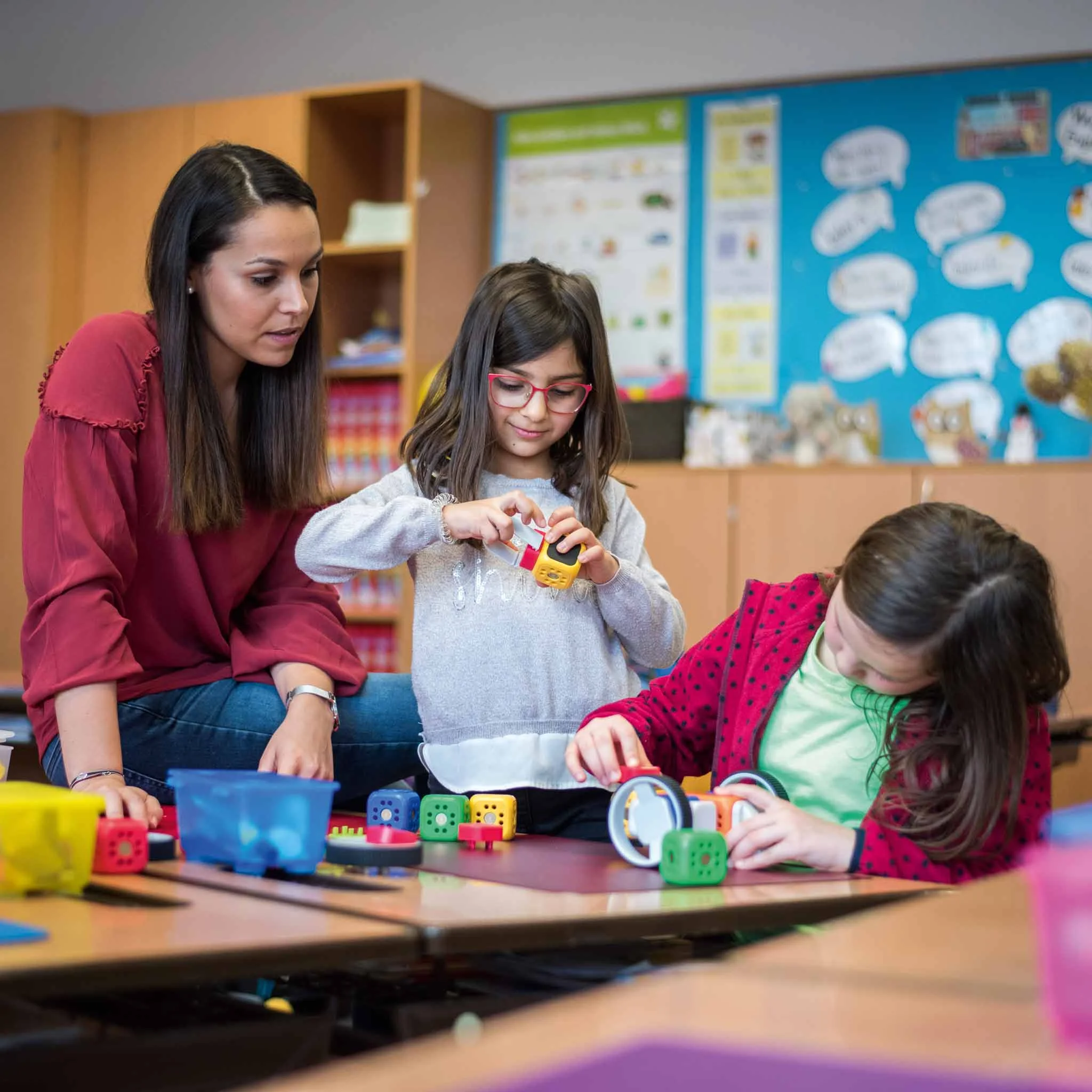 Kinder, Spielzeug, Bausteine, Mathe, Klassenzimmer