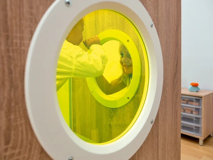 Waschmaschine, Kernfarbe Gelb, Rundfenster, Innenraum, Kinderfreundlich