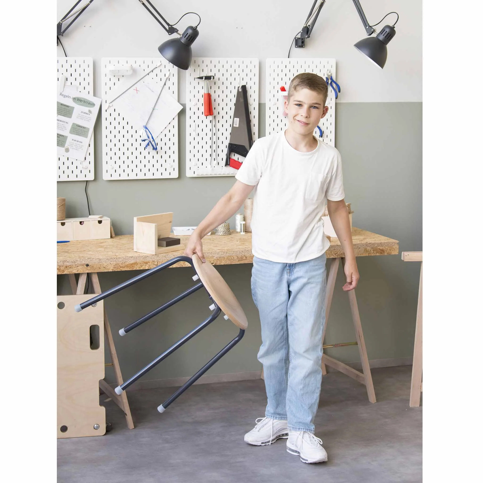 Schüler, Werkstatt, Sitzen, Stuhl, Holzarbeitsraum
